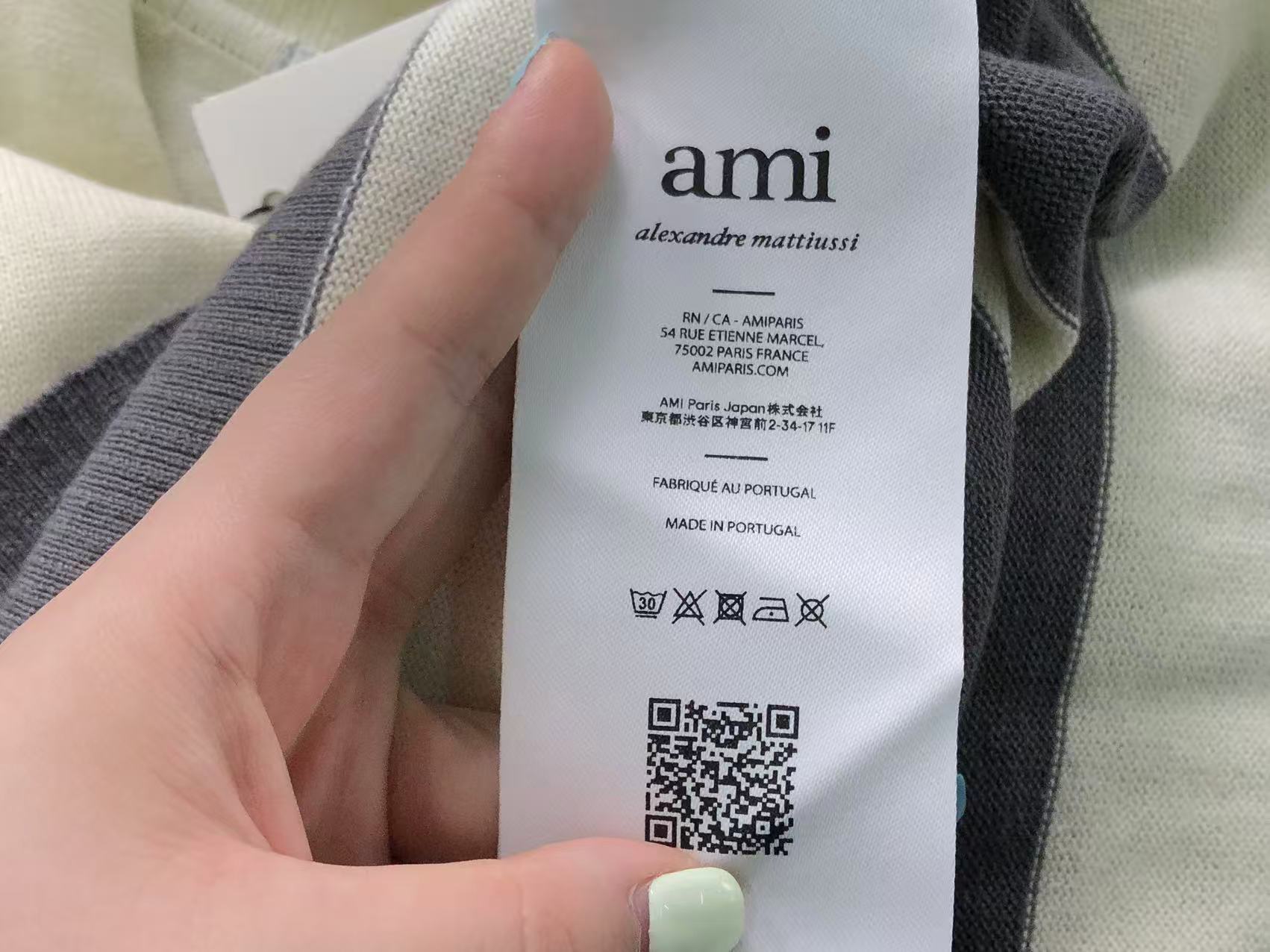 Am1 Sweater