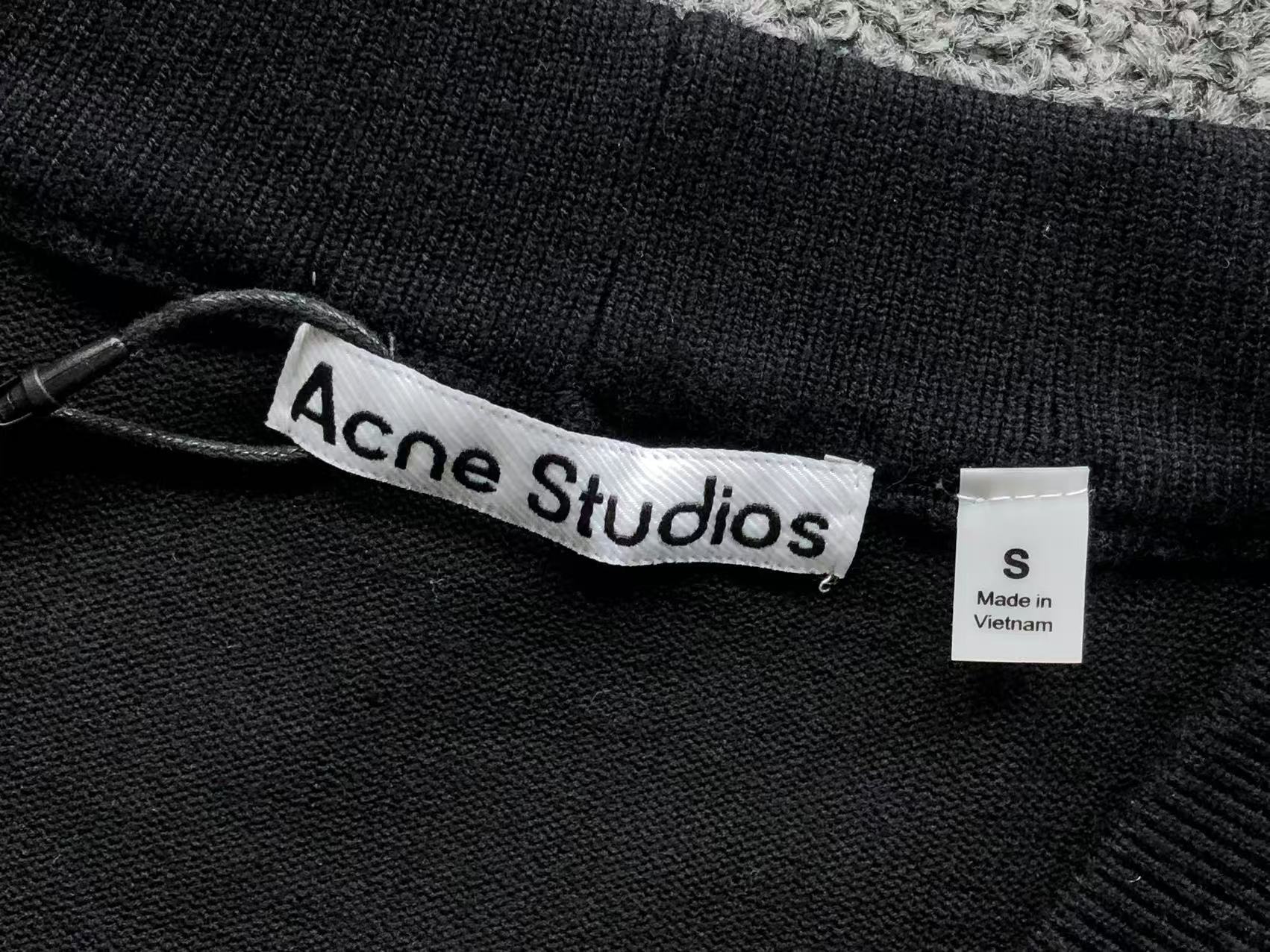 AcneStdios Sweater