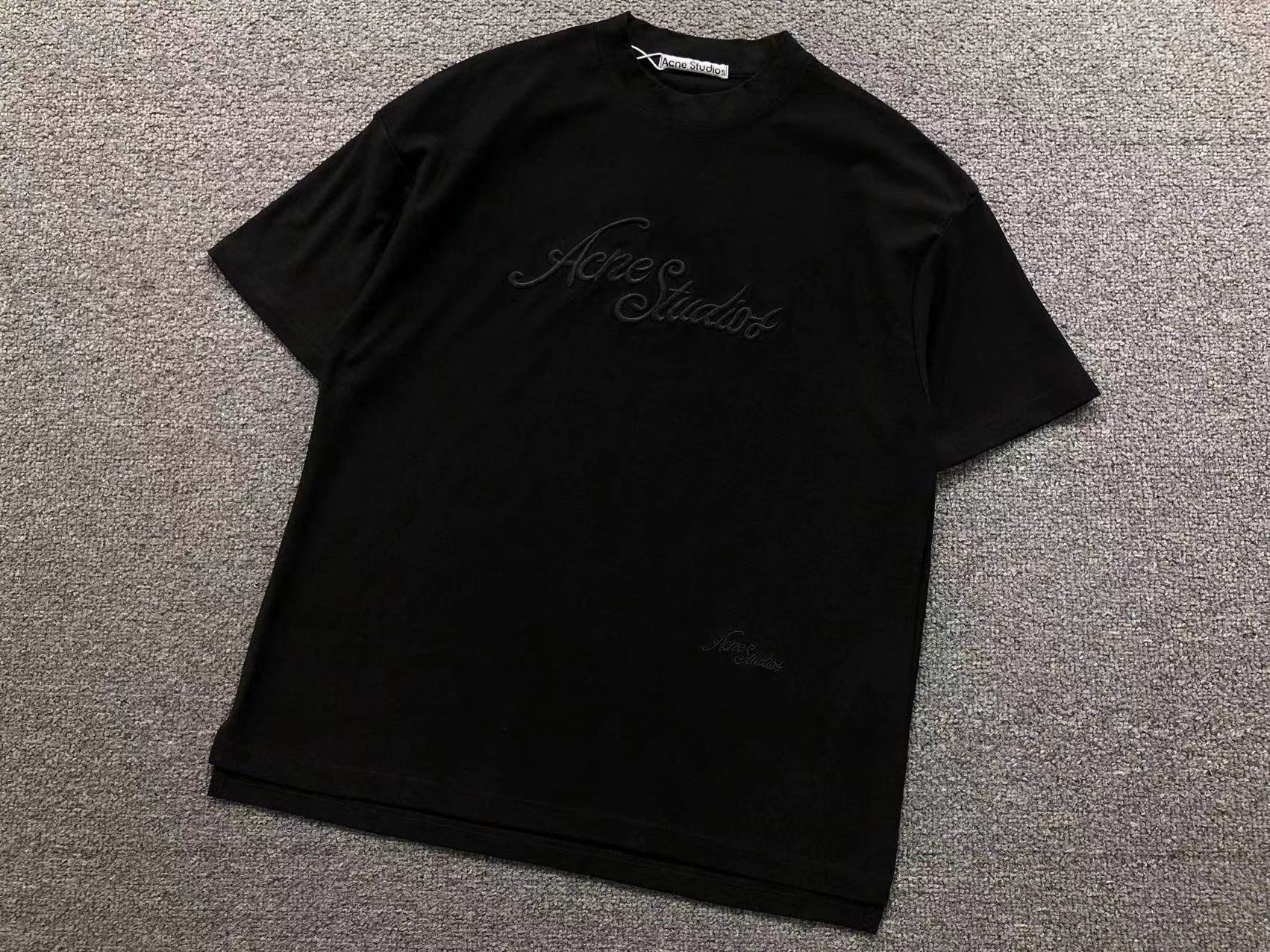 AcneStdios Tshirt