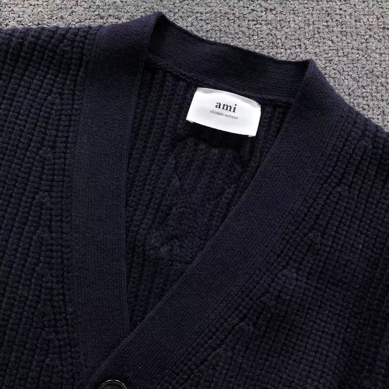 Am1 Sweater