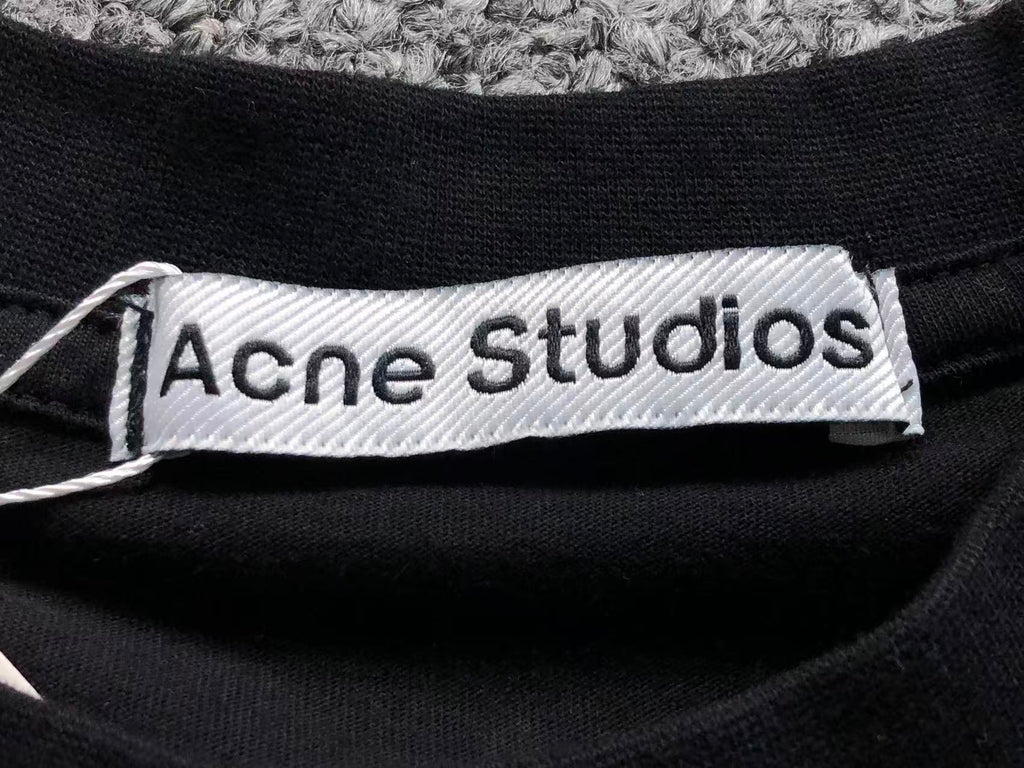 AcneStdios Tshirt