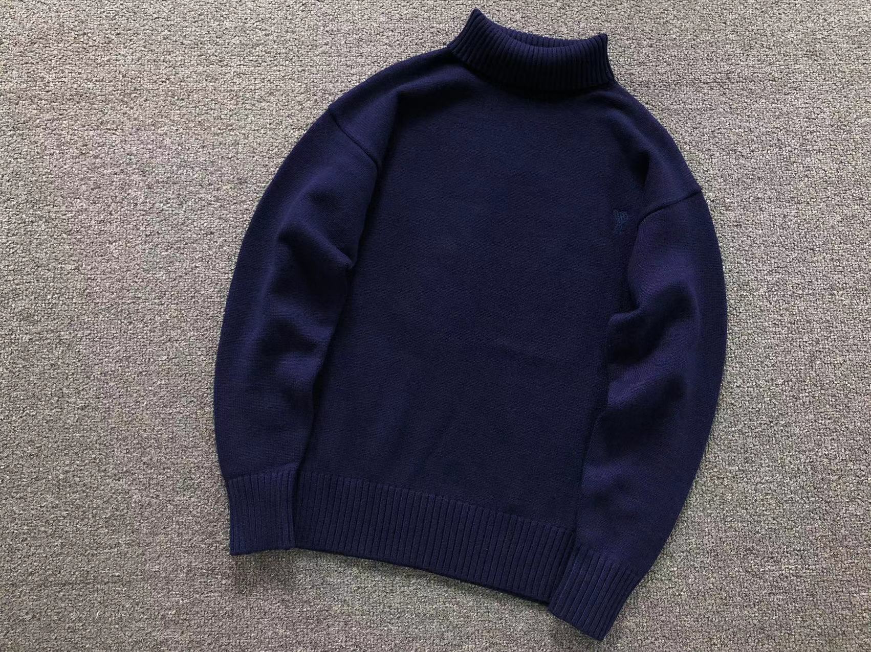 Am1 Sweater