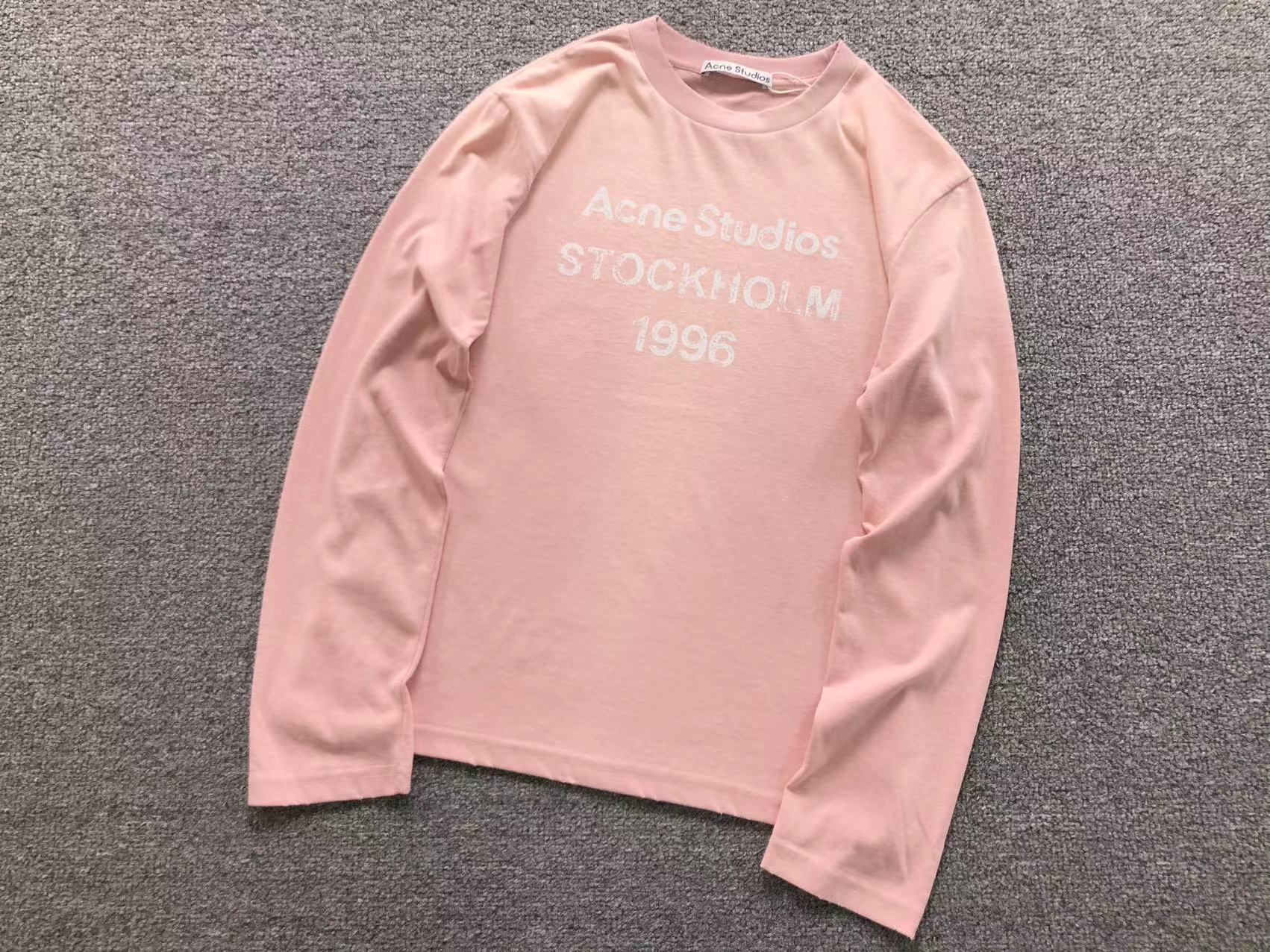 AcneStdios Longsleeve Female
