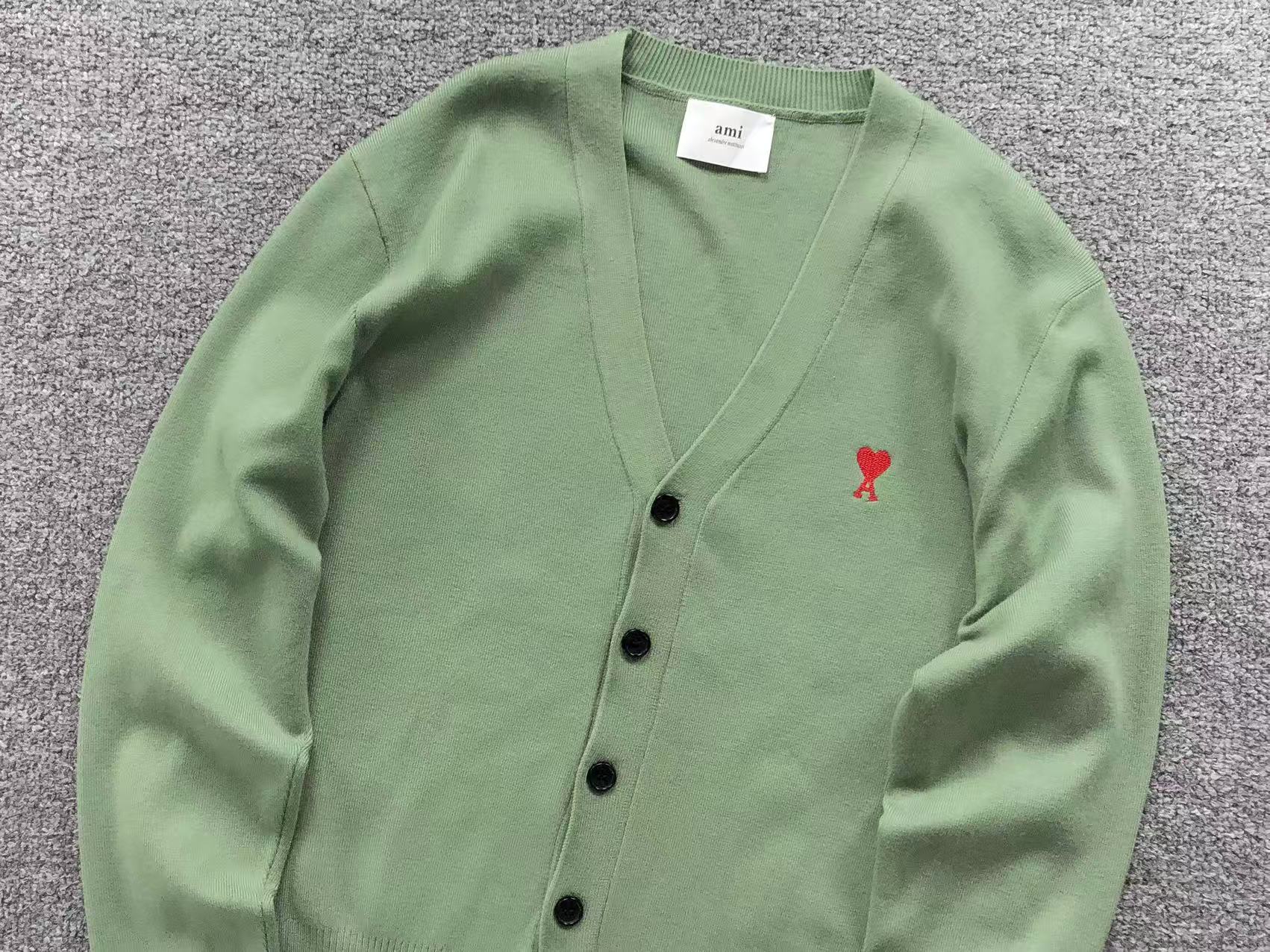 Am1 Sweater