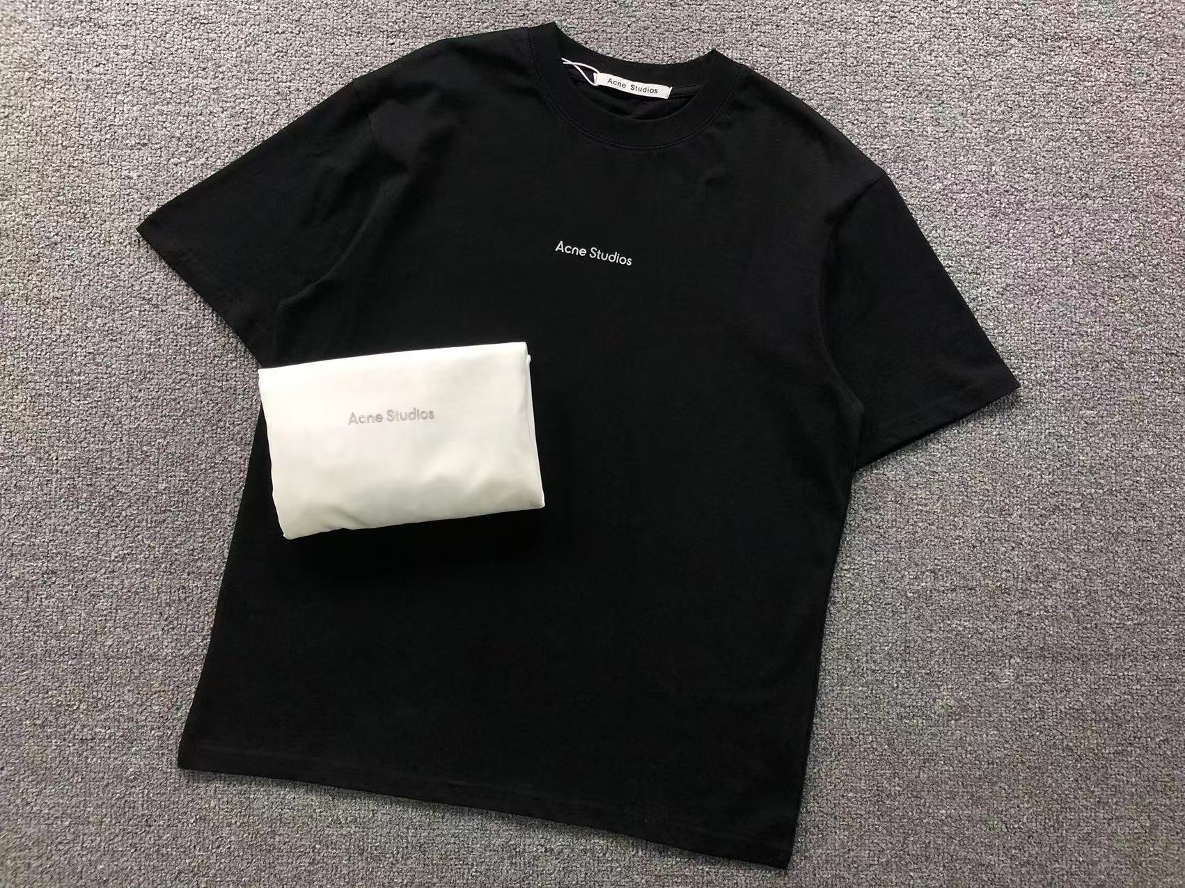 AcneStdios Tshirt