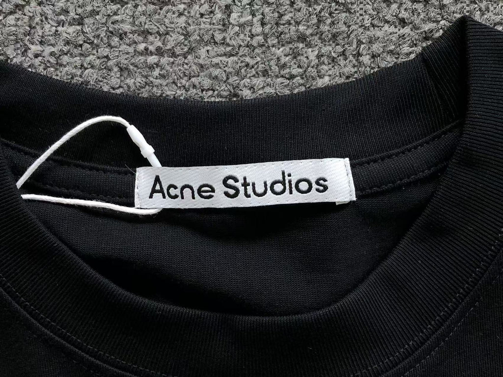 AcneStdios Tshirt