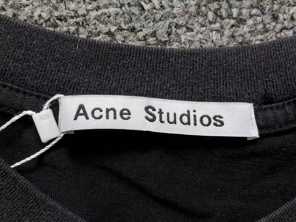 AcneStdios Tshirt