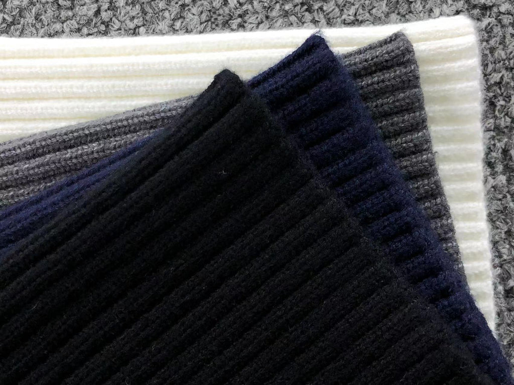 Am1 Sweater