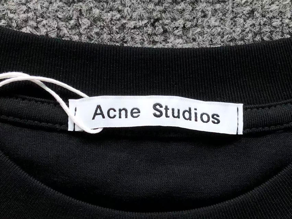 AcneStdios Tshirt