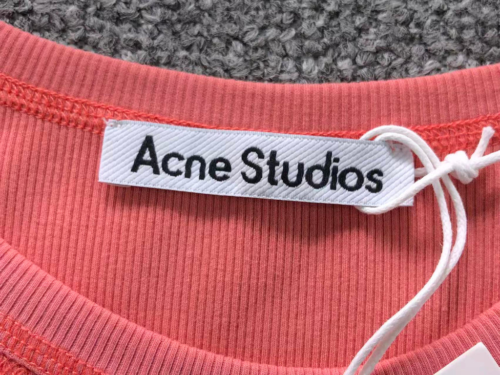 AcneStdios Longsleeve Female