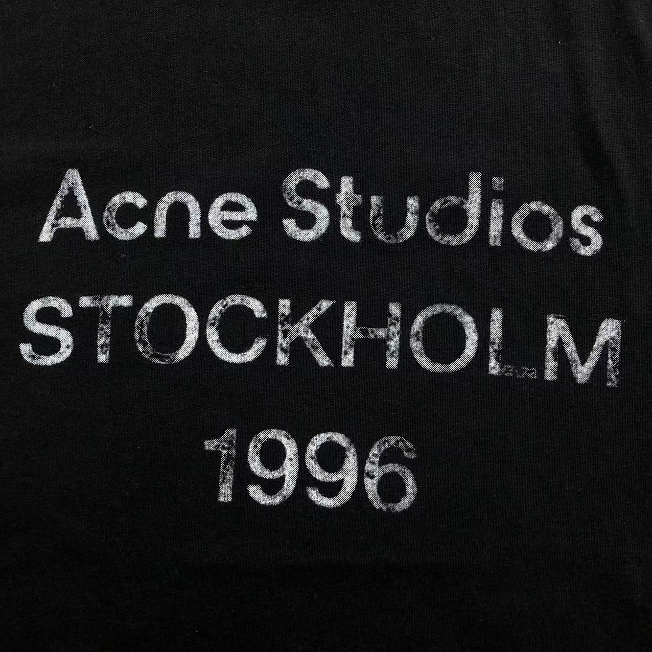 AcneStdios Tshirt Female