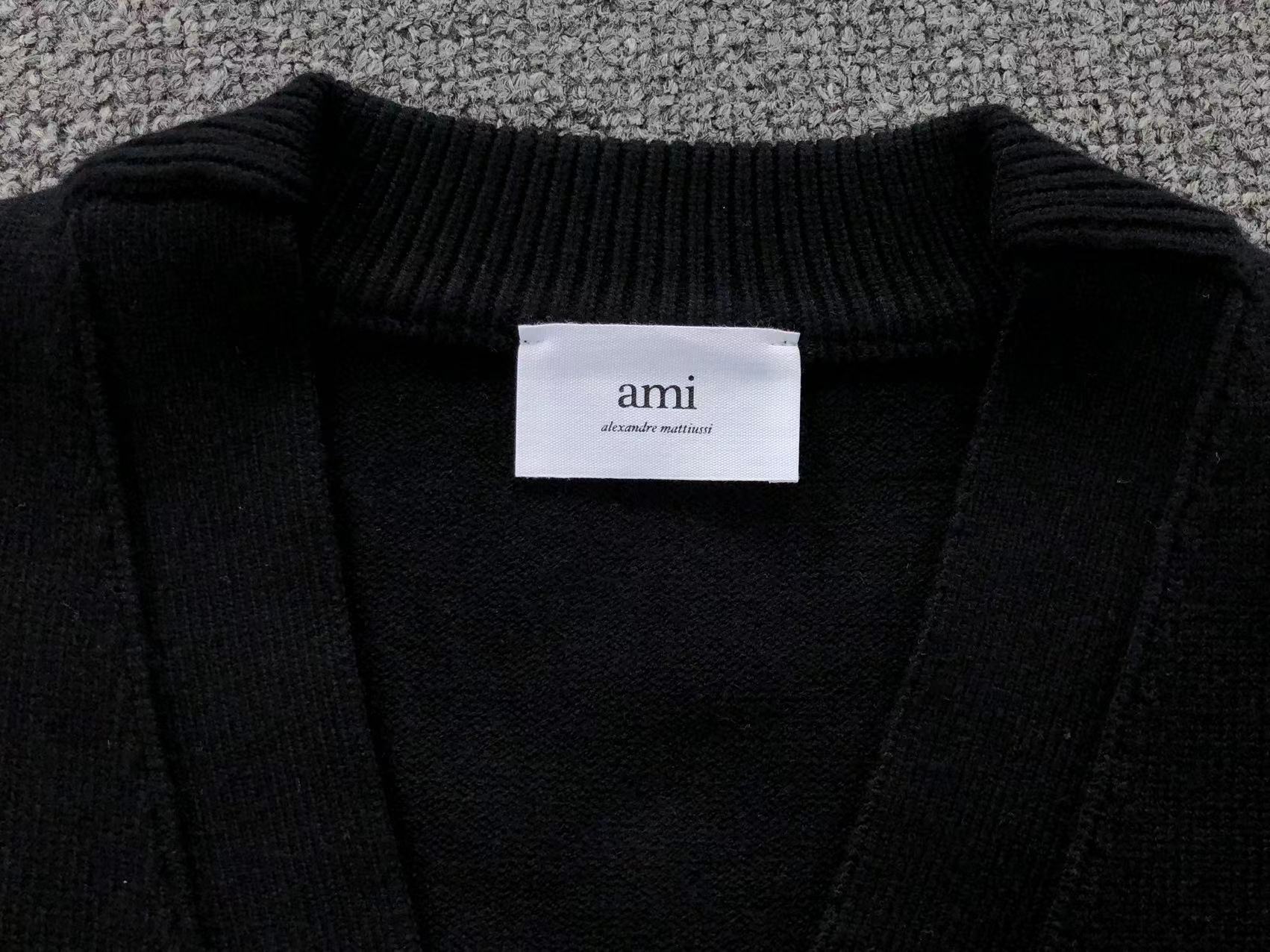 Am1 Sweater