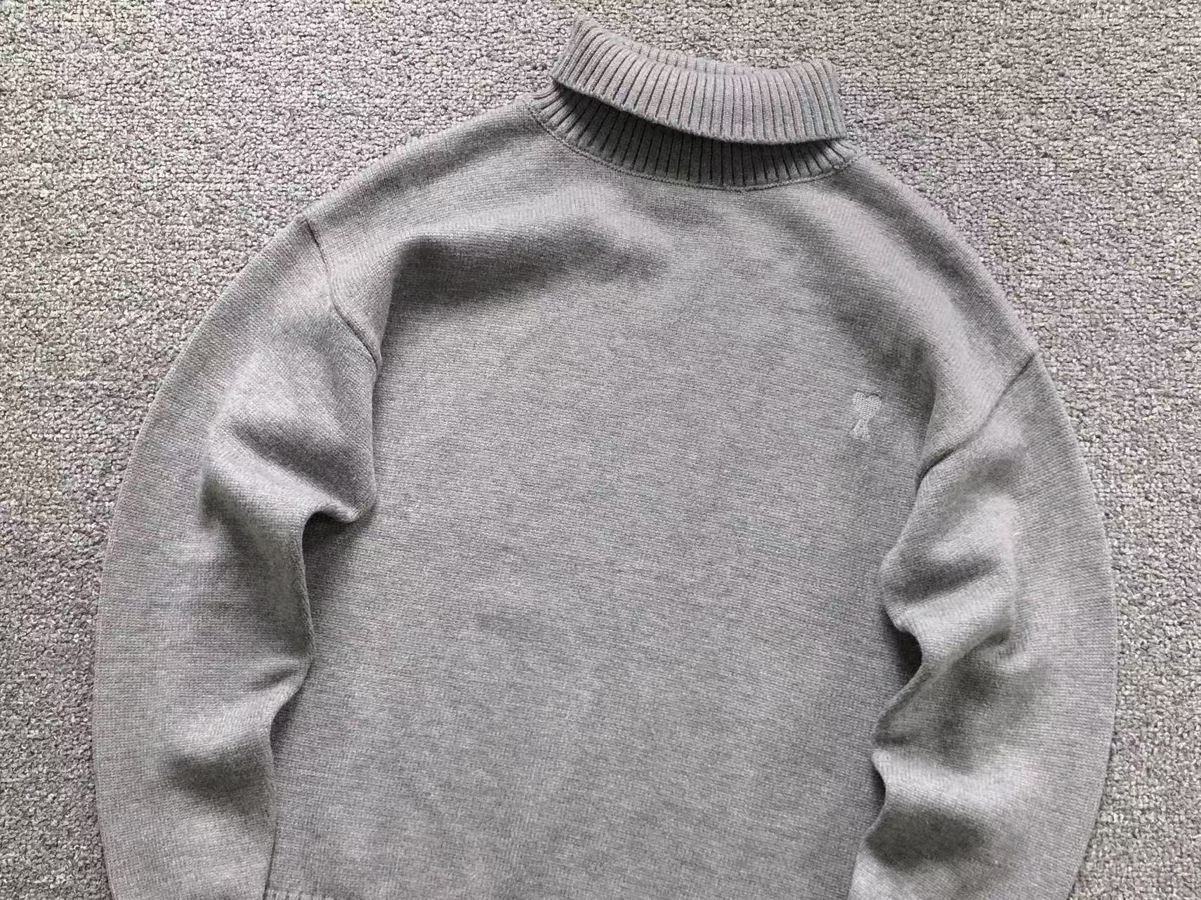 Am1 Sweater