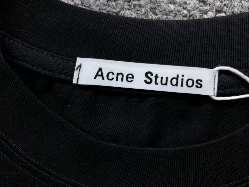 AcneStdios Tshirt