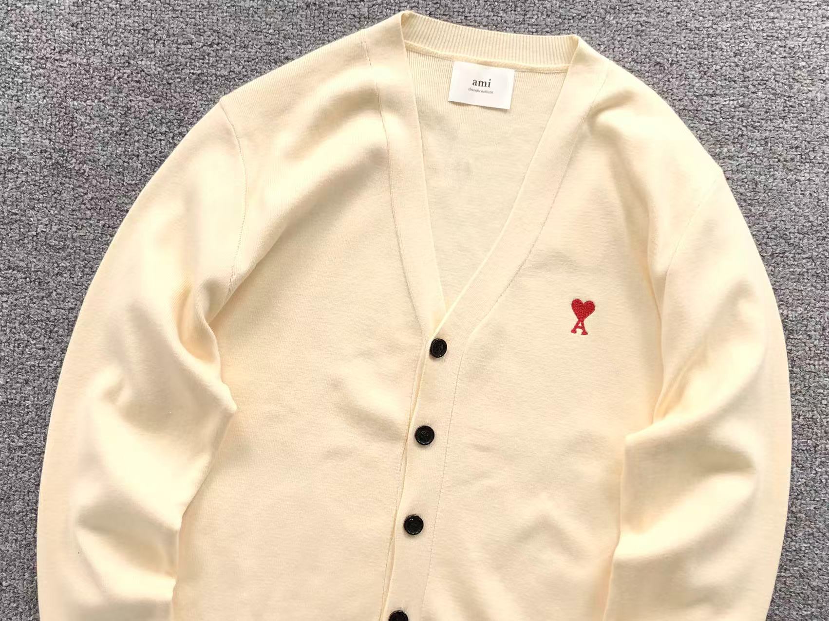 Am1 Sweater