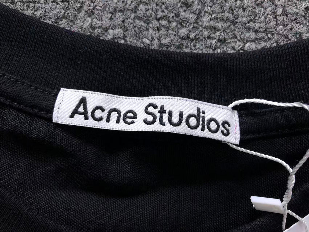 AcneStdios Tshirt