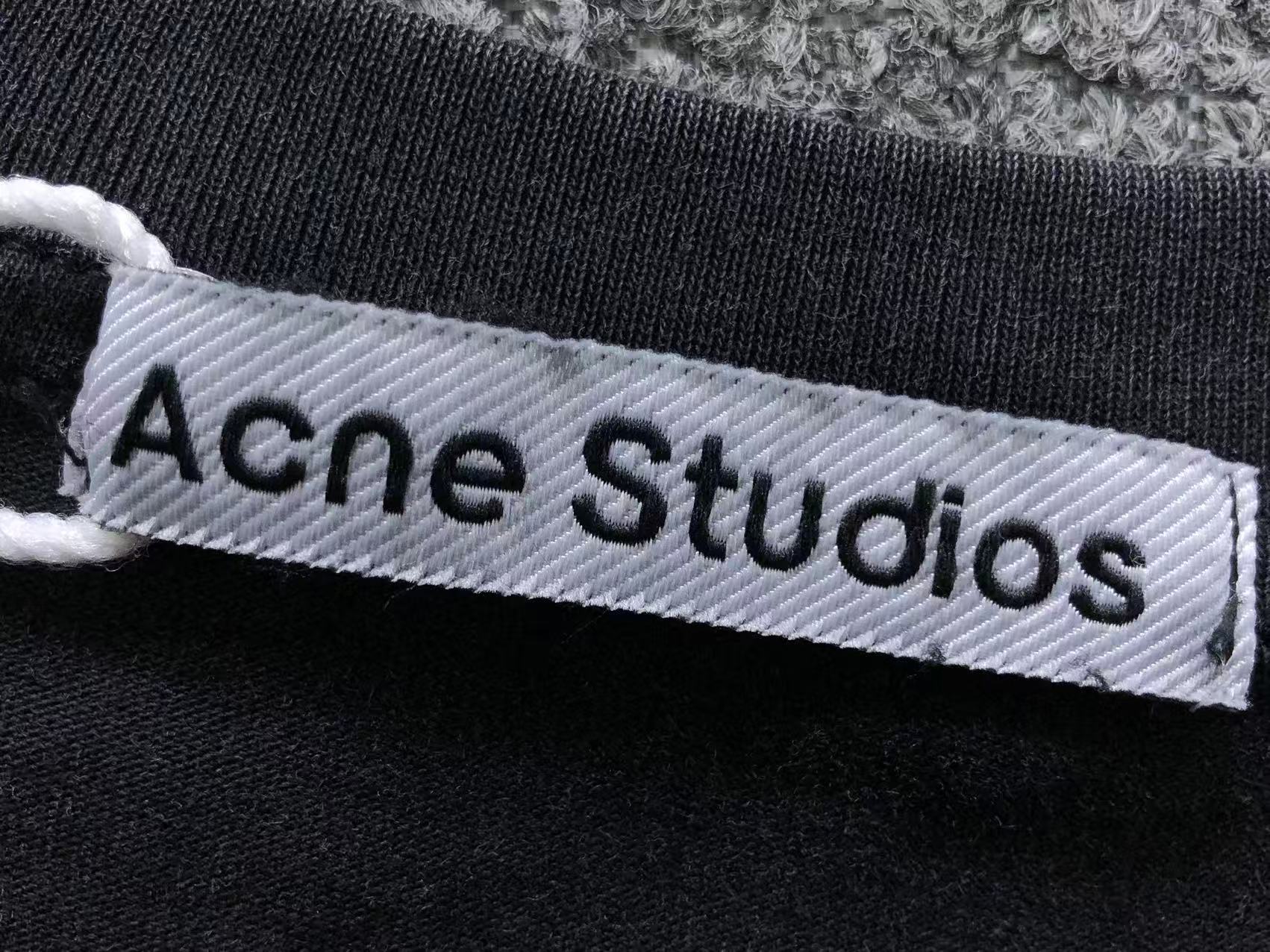 AcneStdios Tshirt