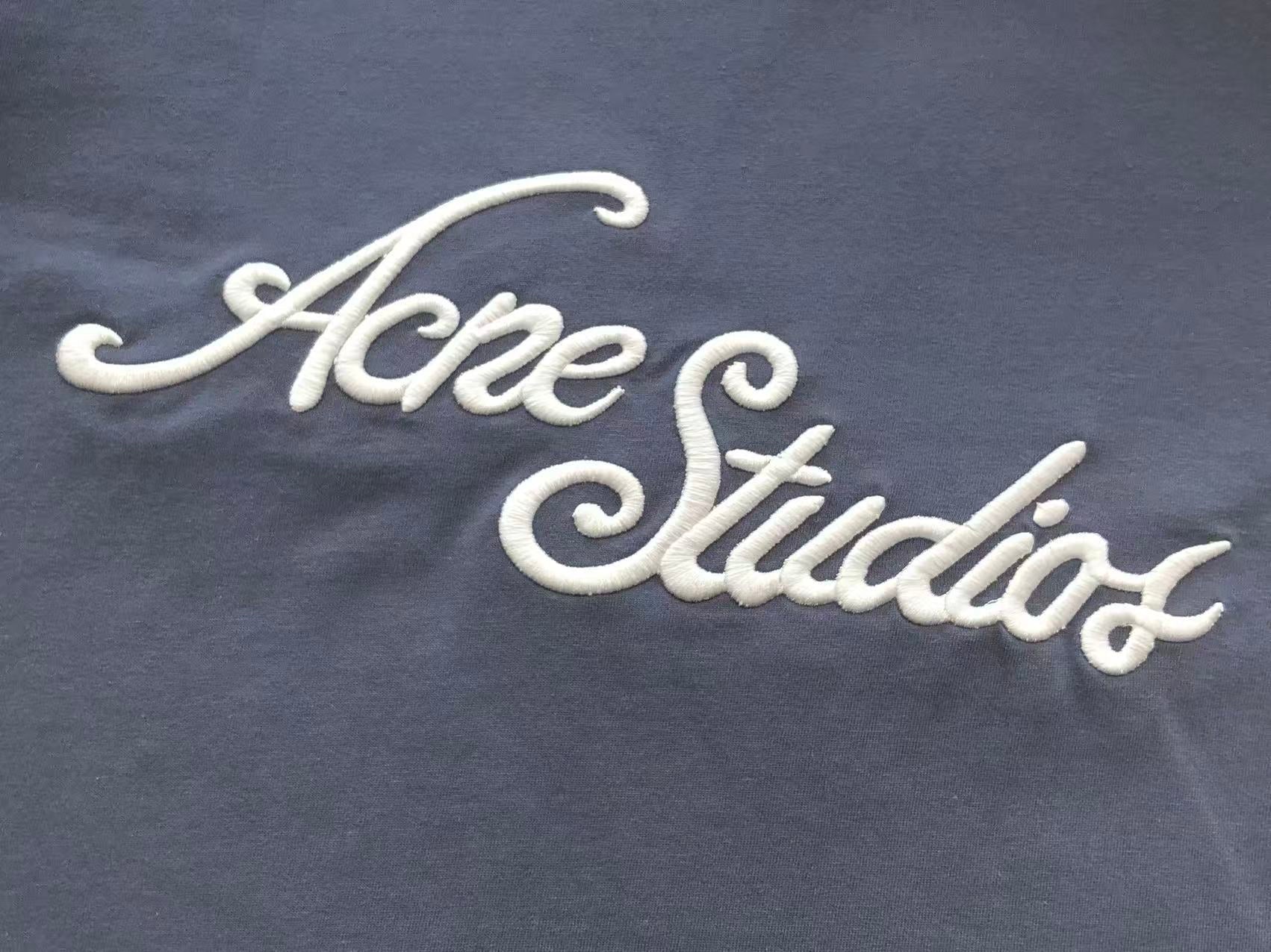 Manga Larga AcneStudios