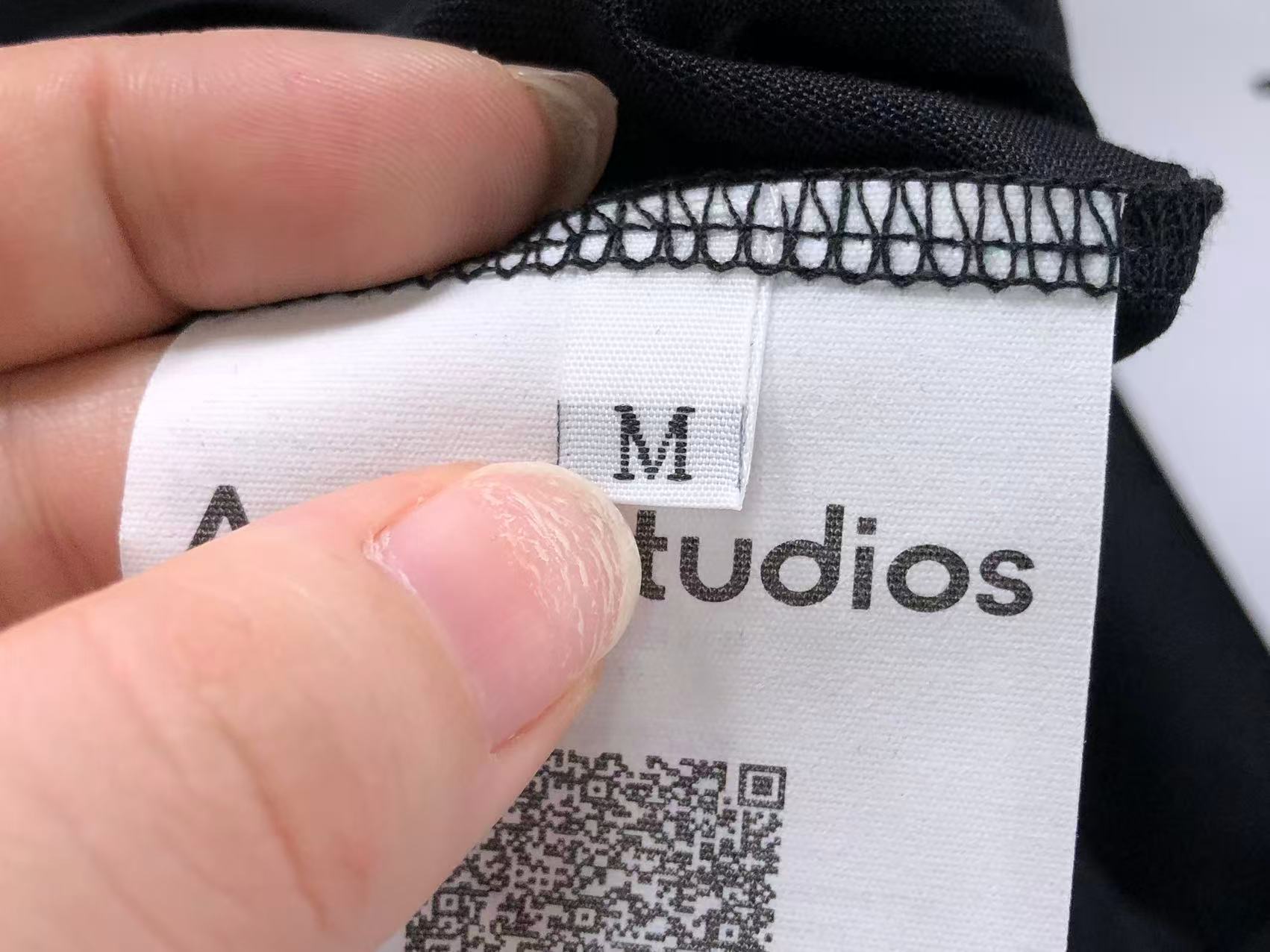 AcneStdios Tshirt