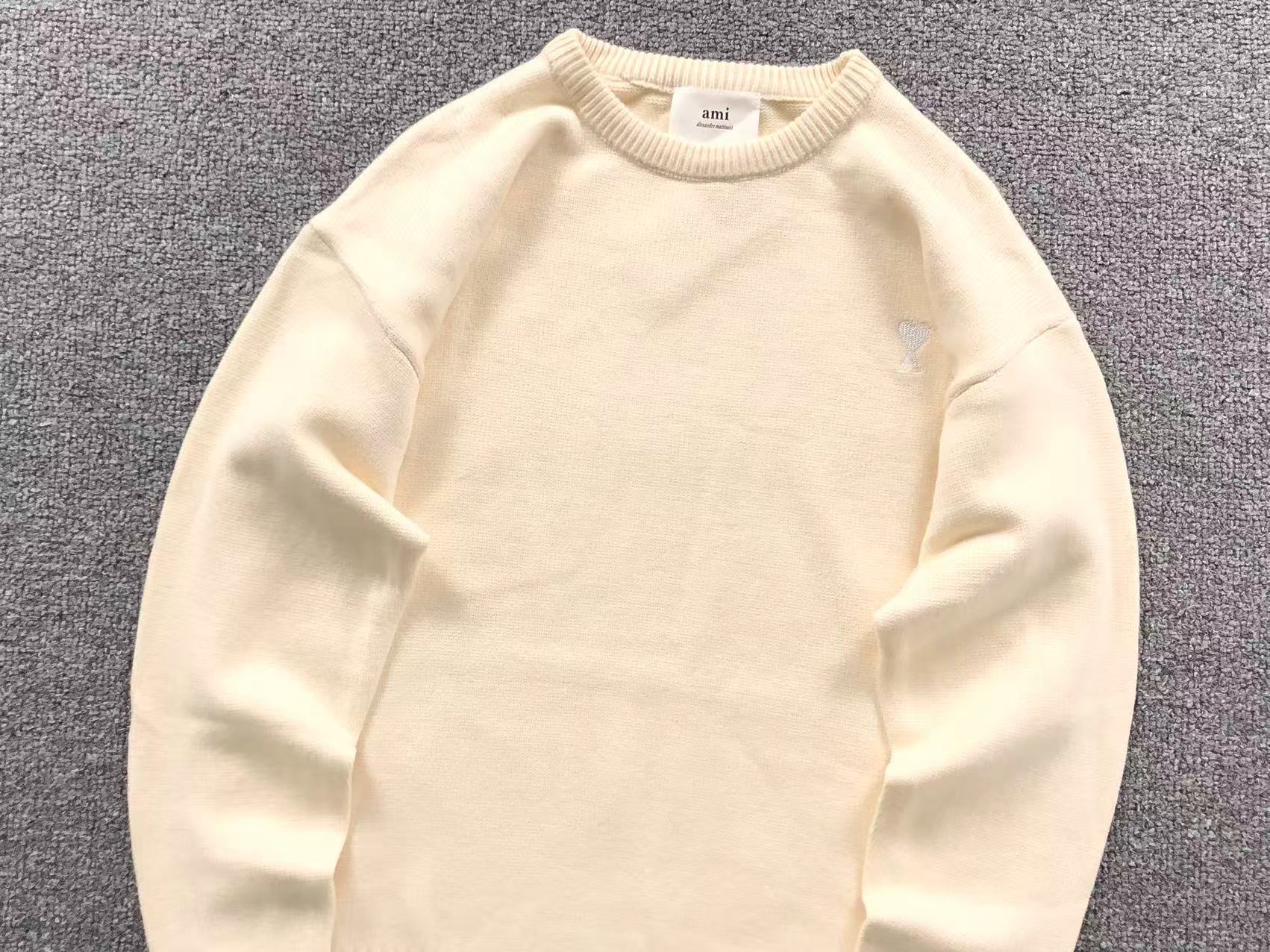 Am1 Sweater