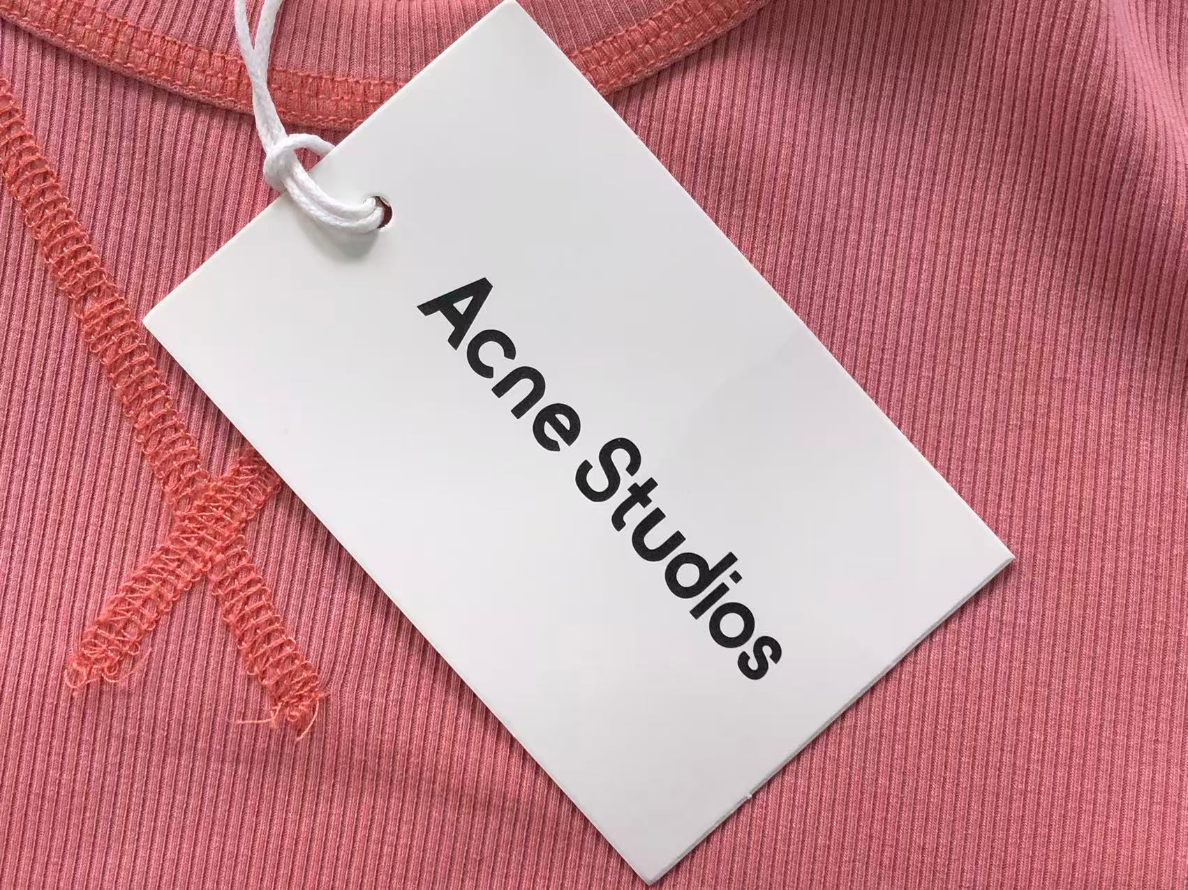 AcneStdios Longsleeve Female