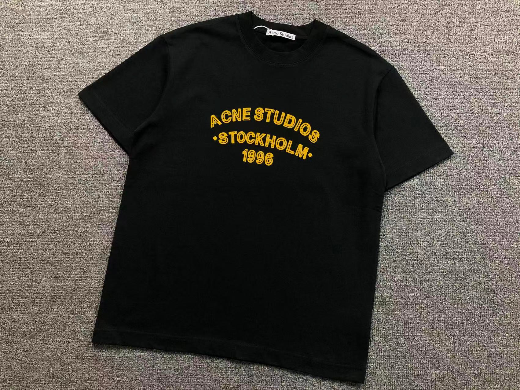 AcneStdios Tshirt