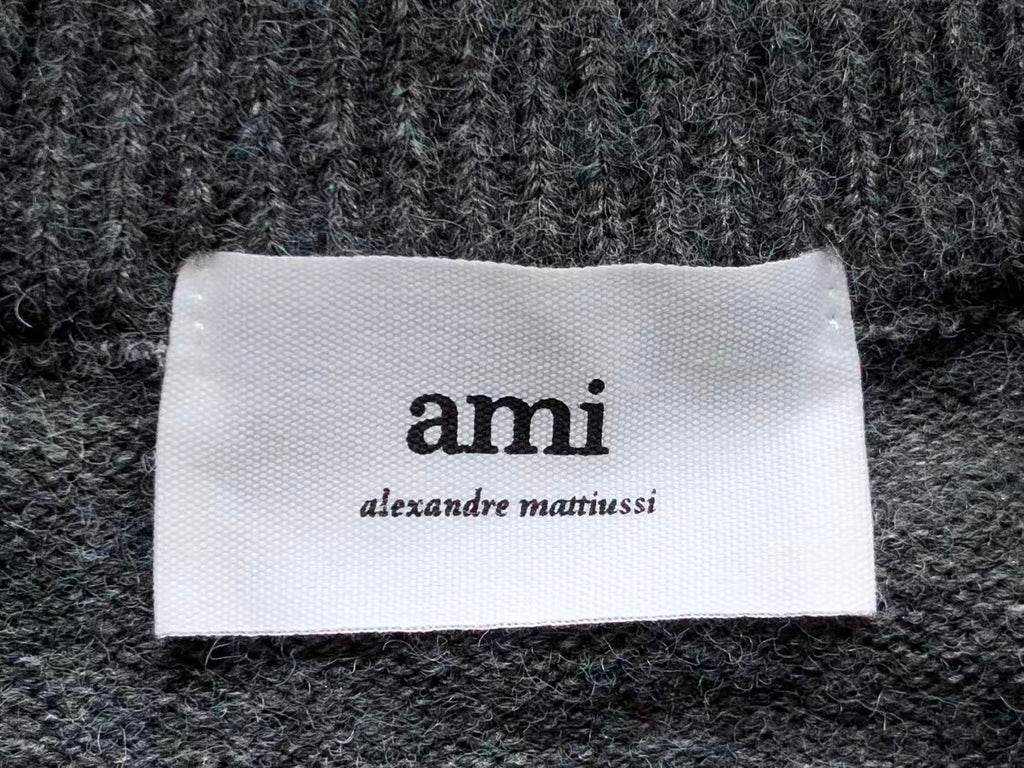 Am1 Sweater