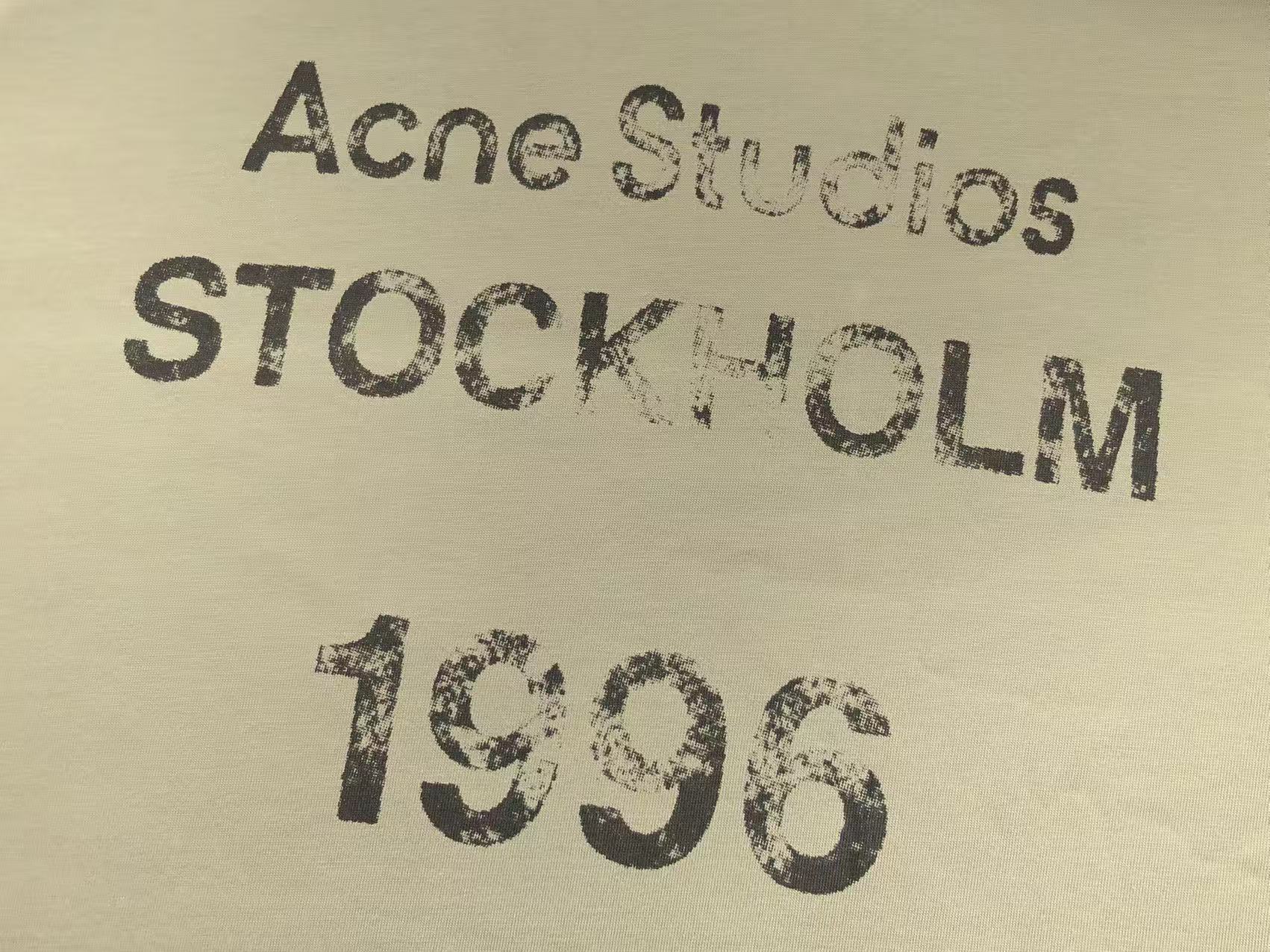 AcneStudios Manga larga