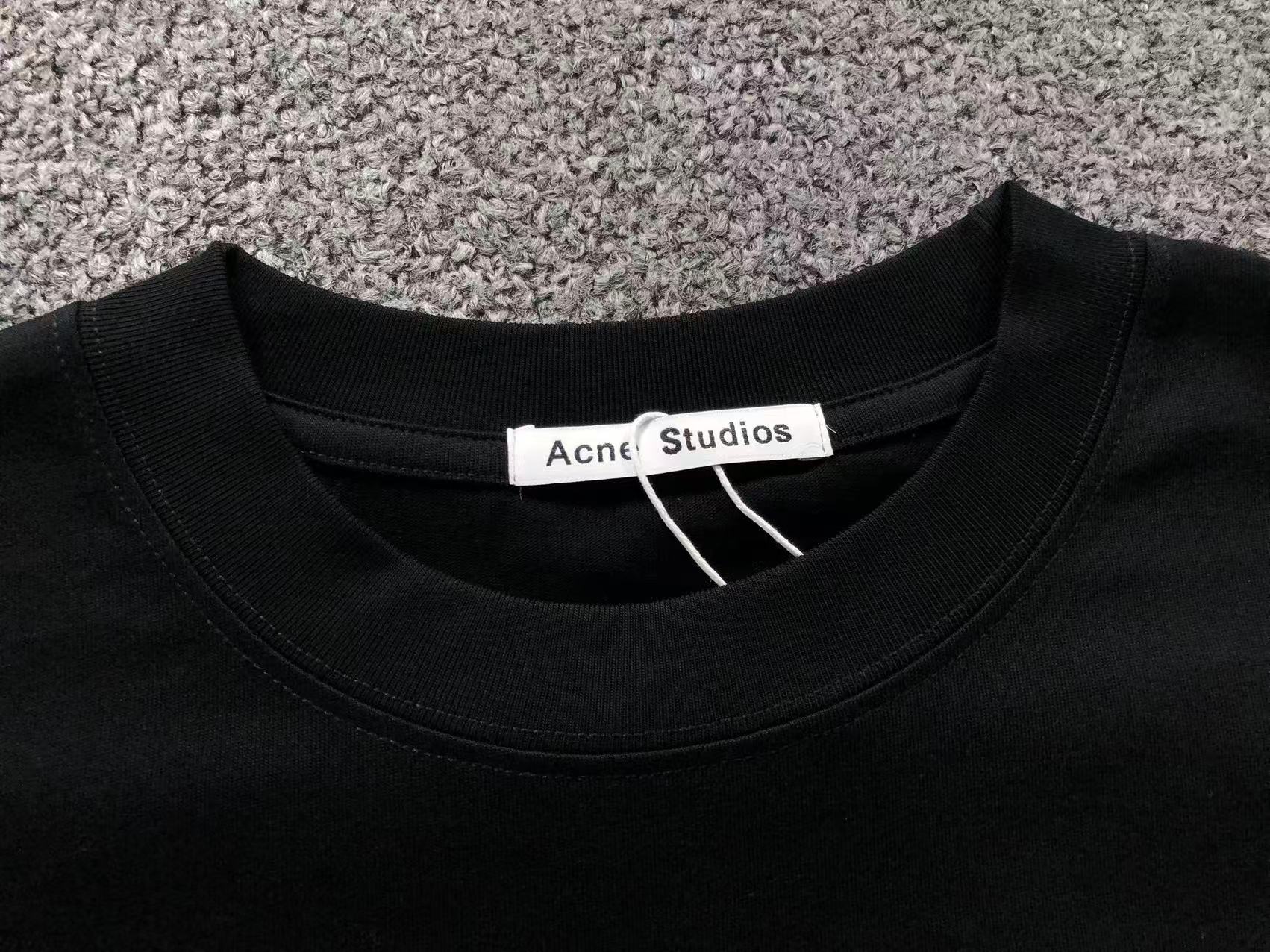 AcneStdios Tshirt