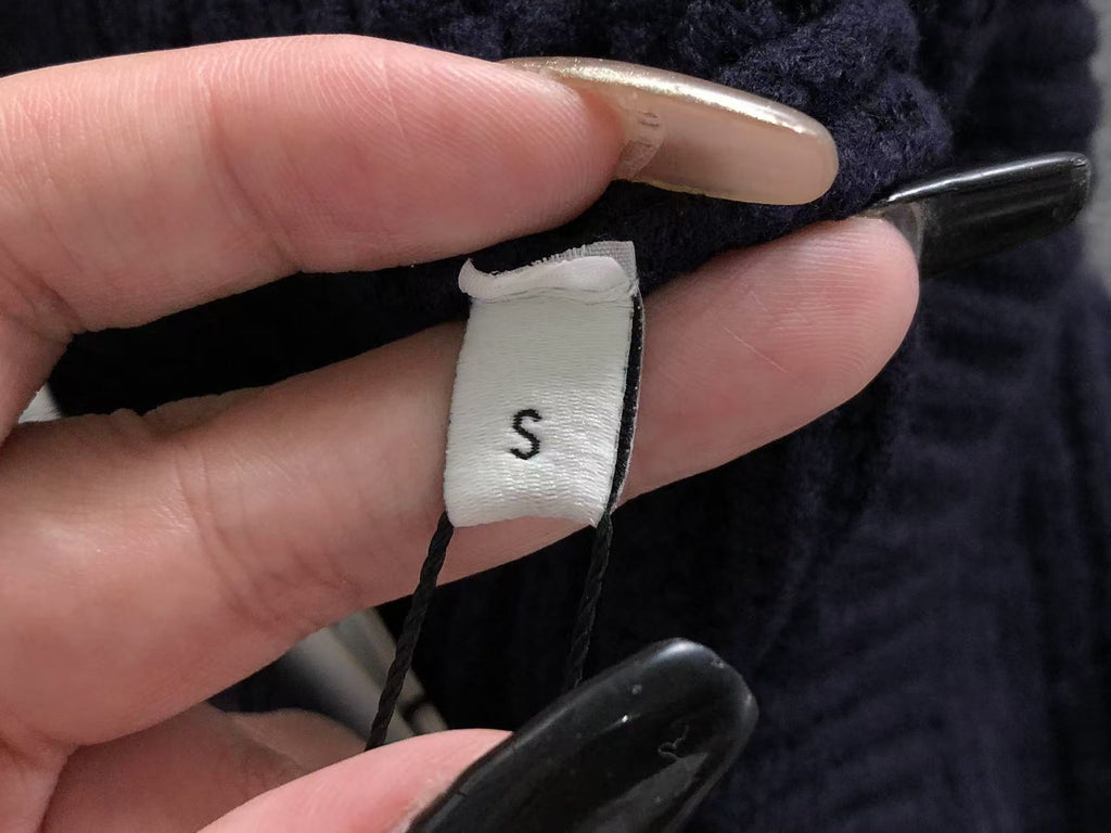 Am1 Sweater