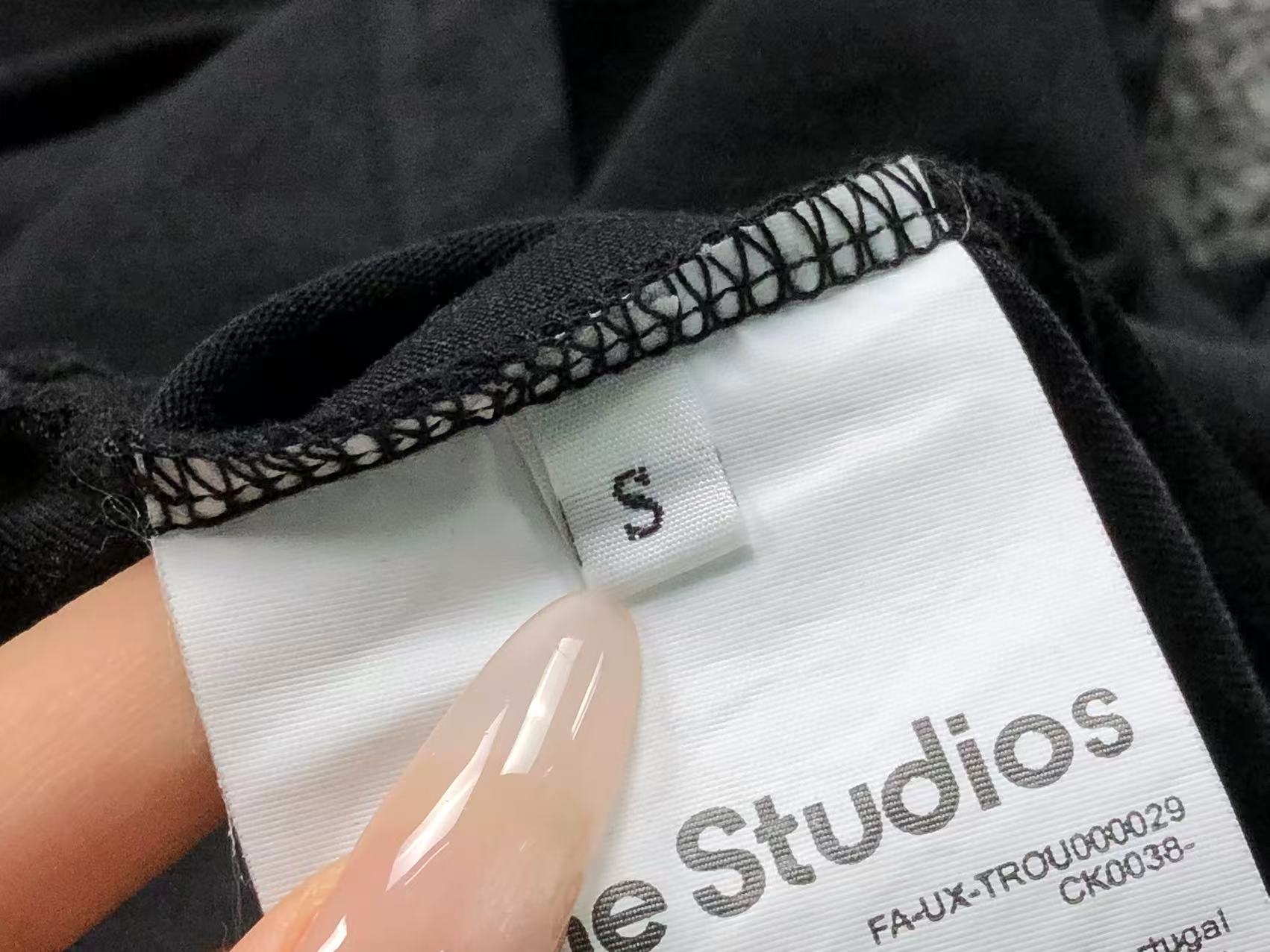 AcneStdios Tshirt