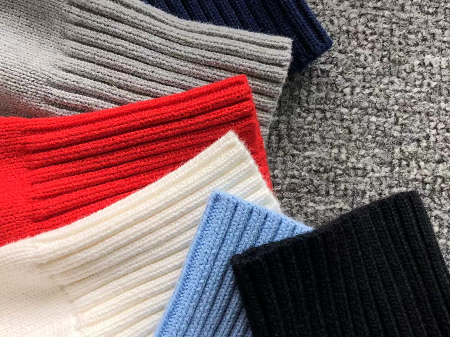 Am1 Sweater