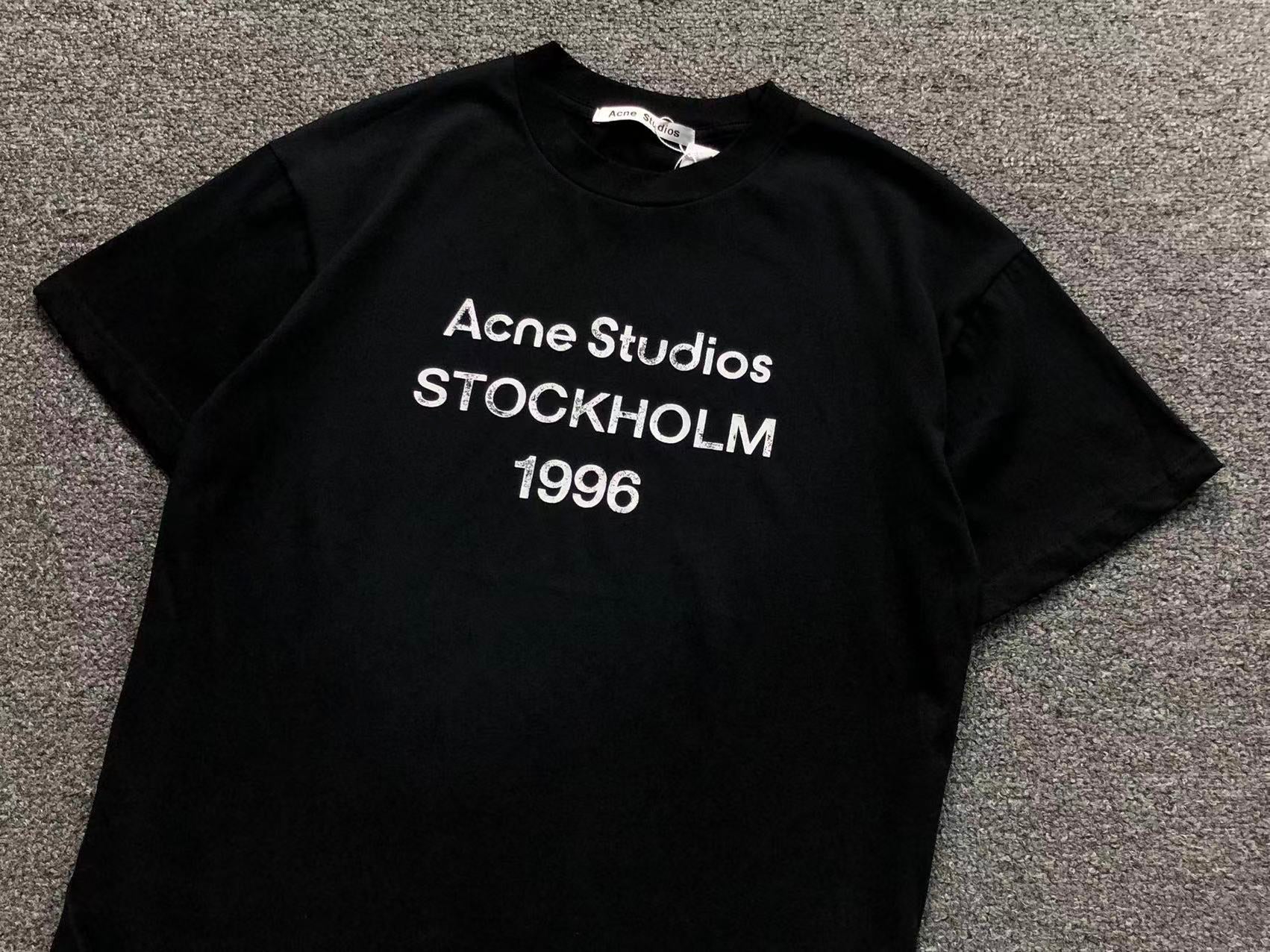 AcneStdios Tshirt