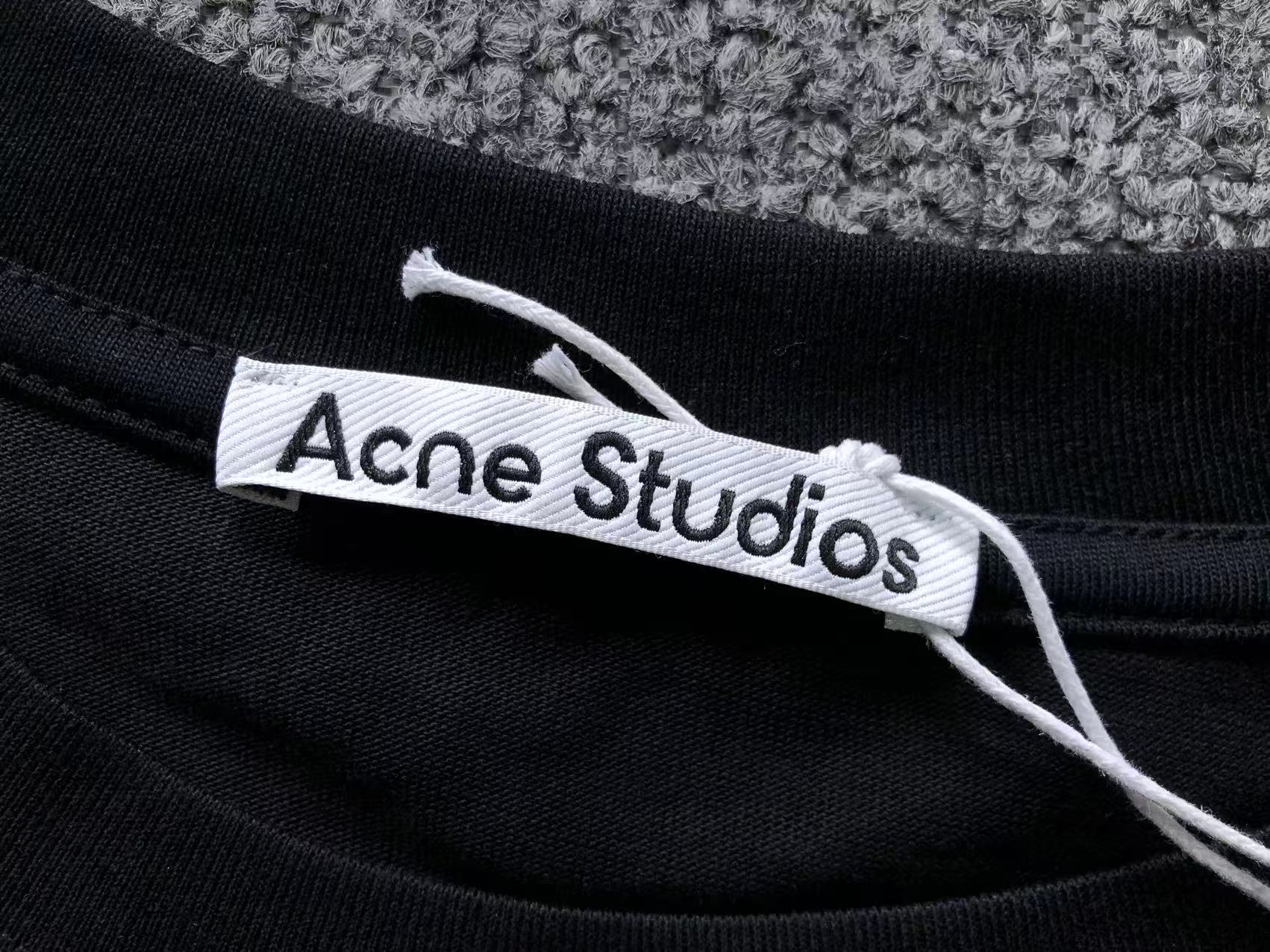AcneStdios Longsleeve
