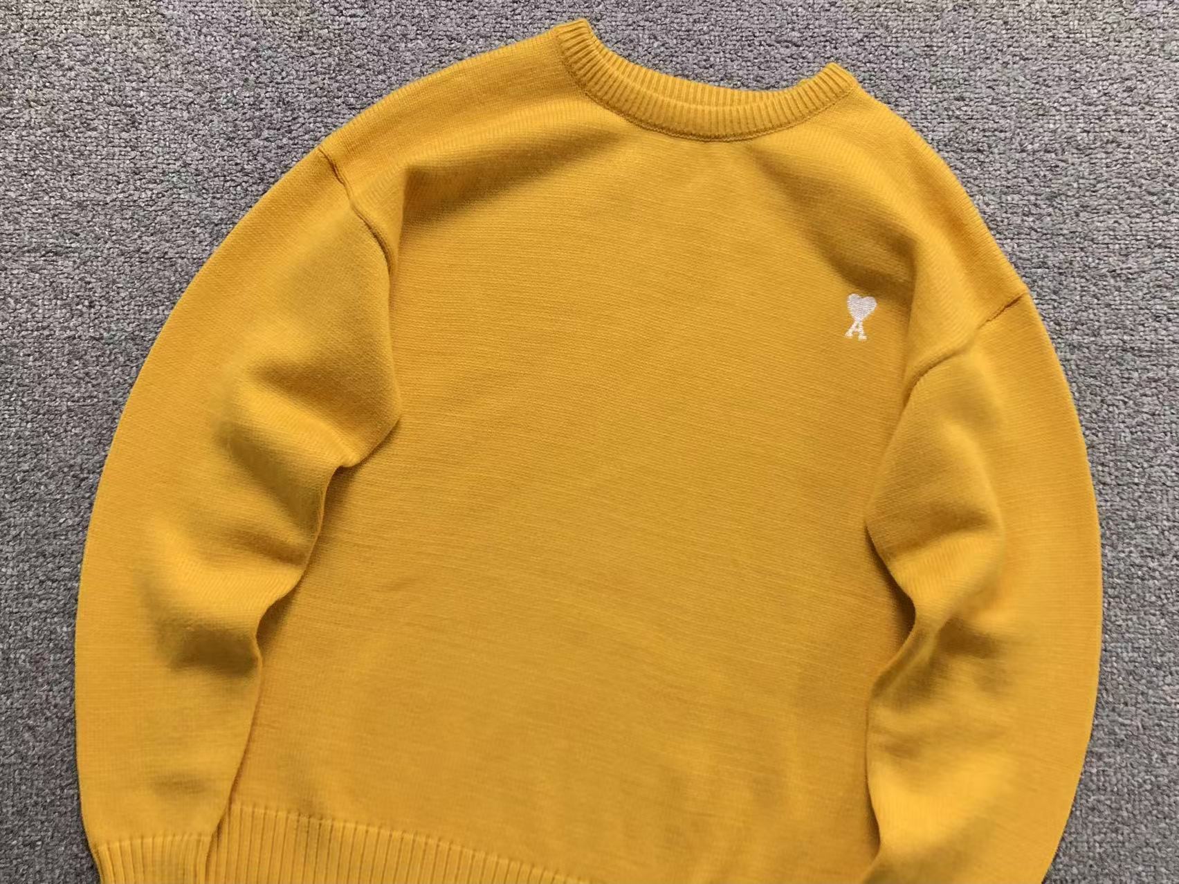 Am1 Sweater