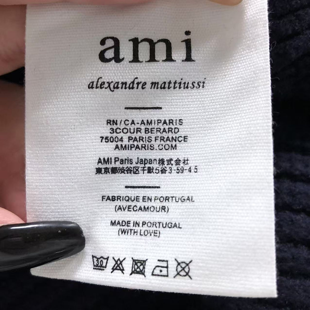 Am1 Sweater