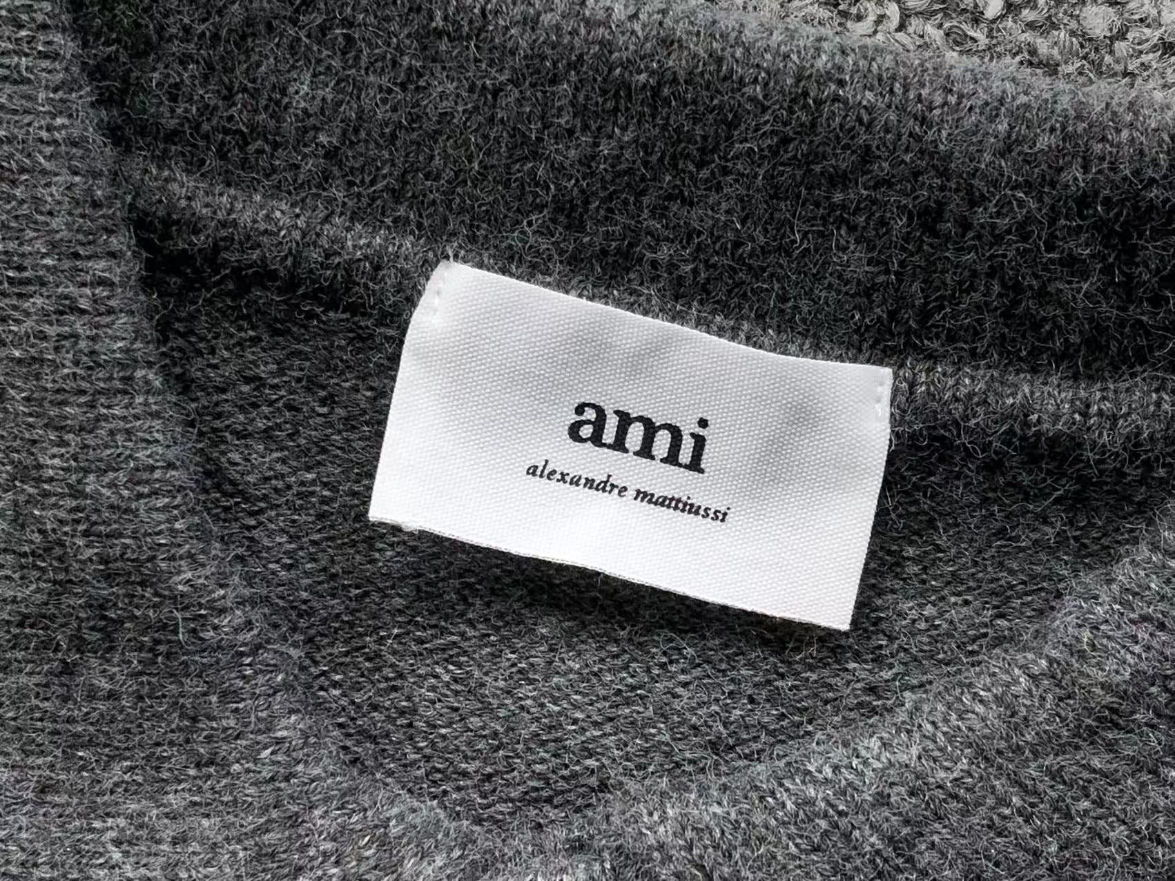 Am1 Sweater