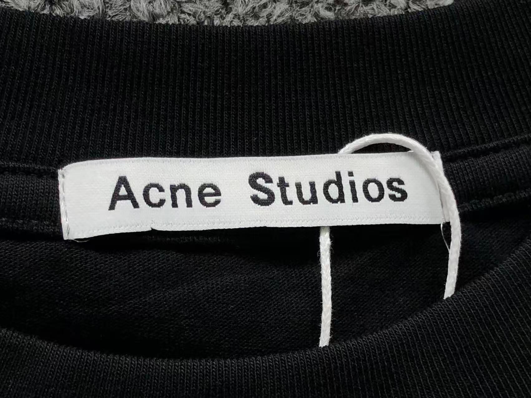 AcneStdios Tshirt
