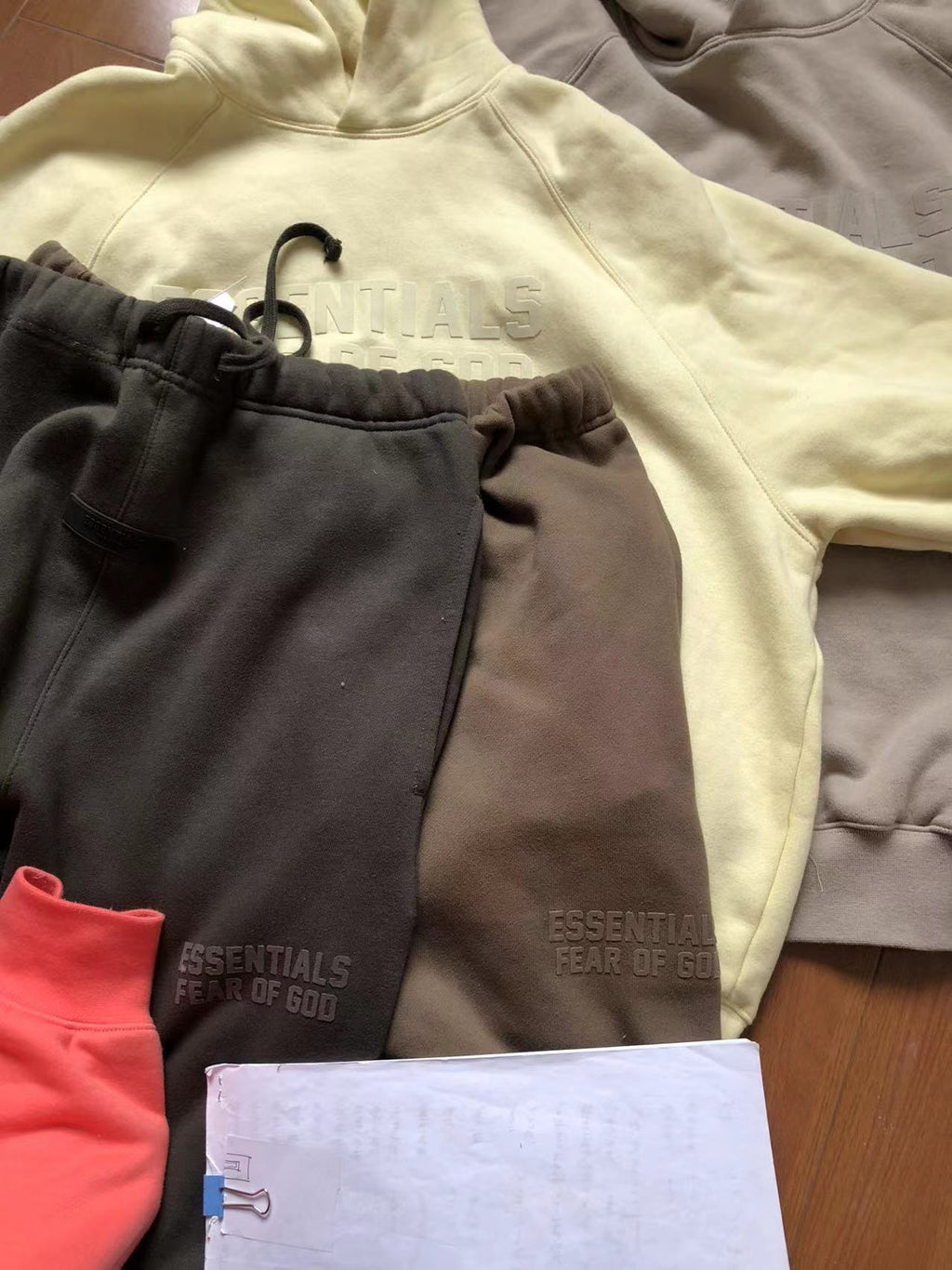FOG x Essentials Hoodie 22FW