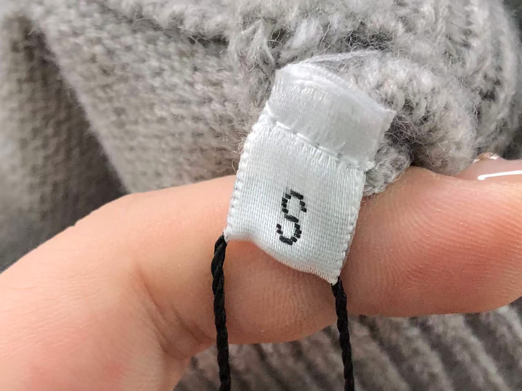 Am1 Sweater