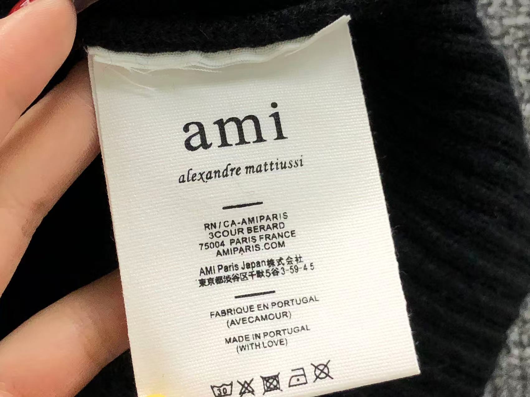 Am1 Sweater