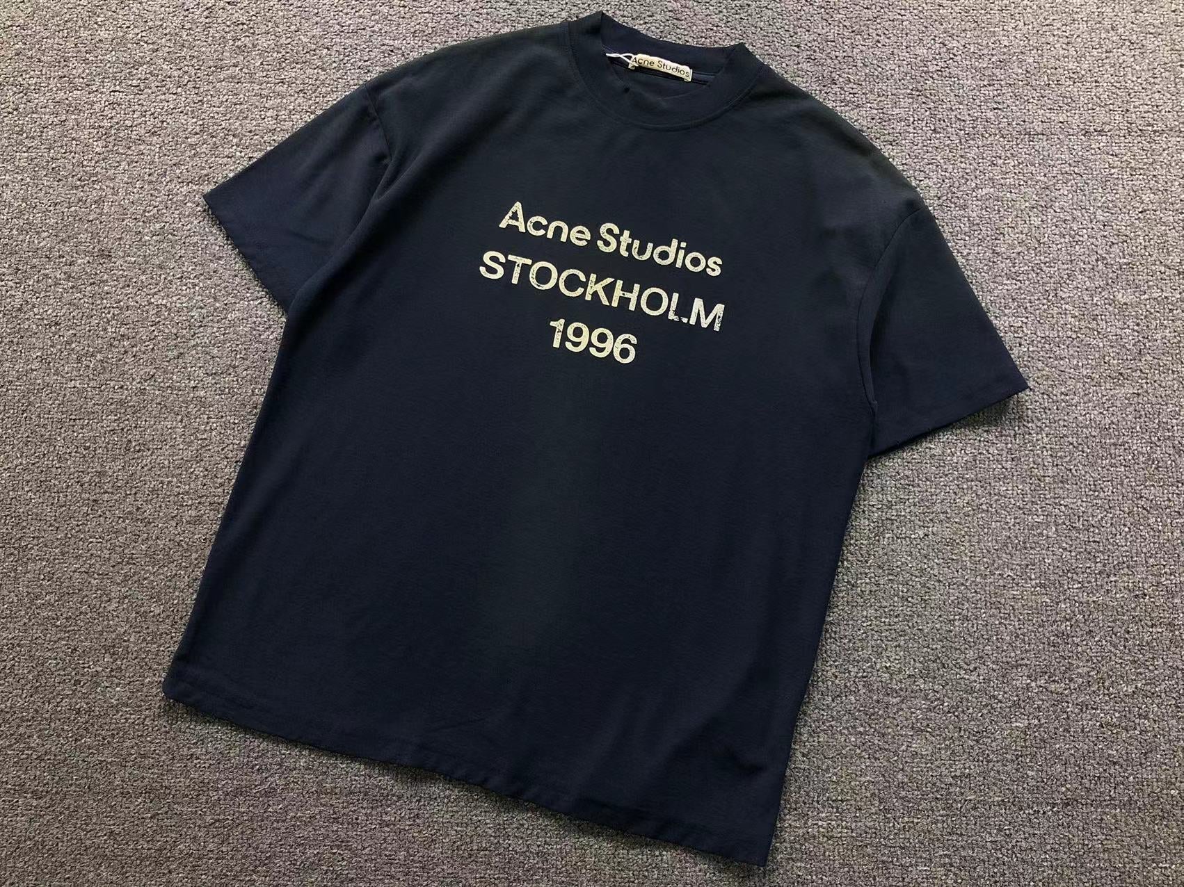 AcneStdios Tshirt