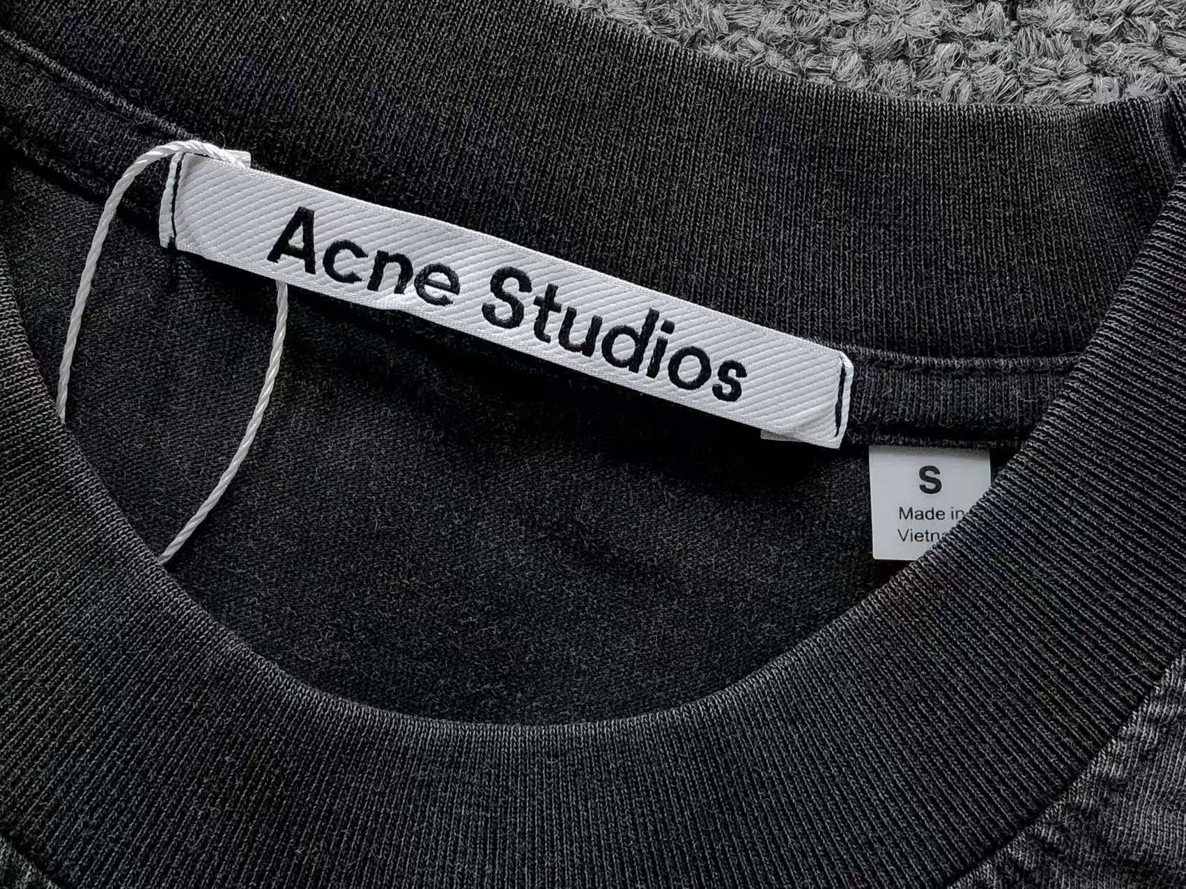 AcneStdios Tshirt