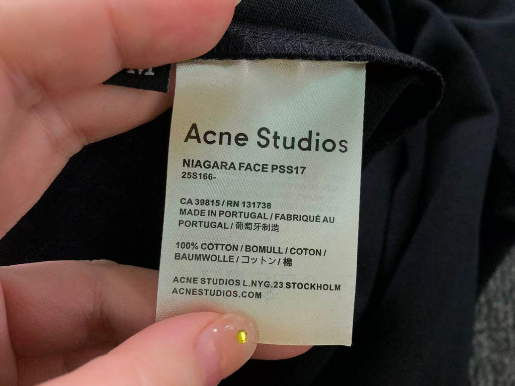 AcneStdios Tshirt