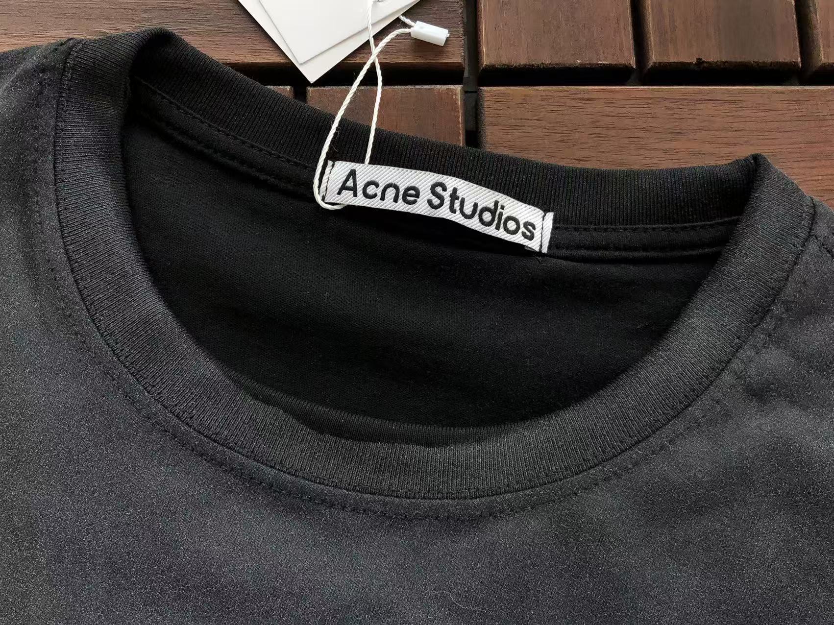 AcneStudios Manga Larga