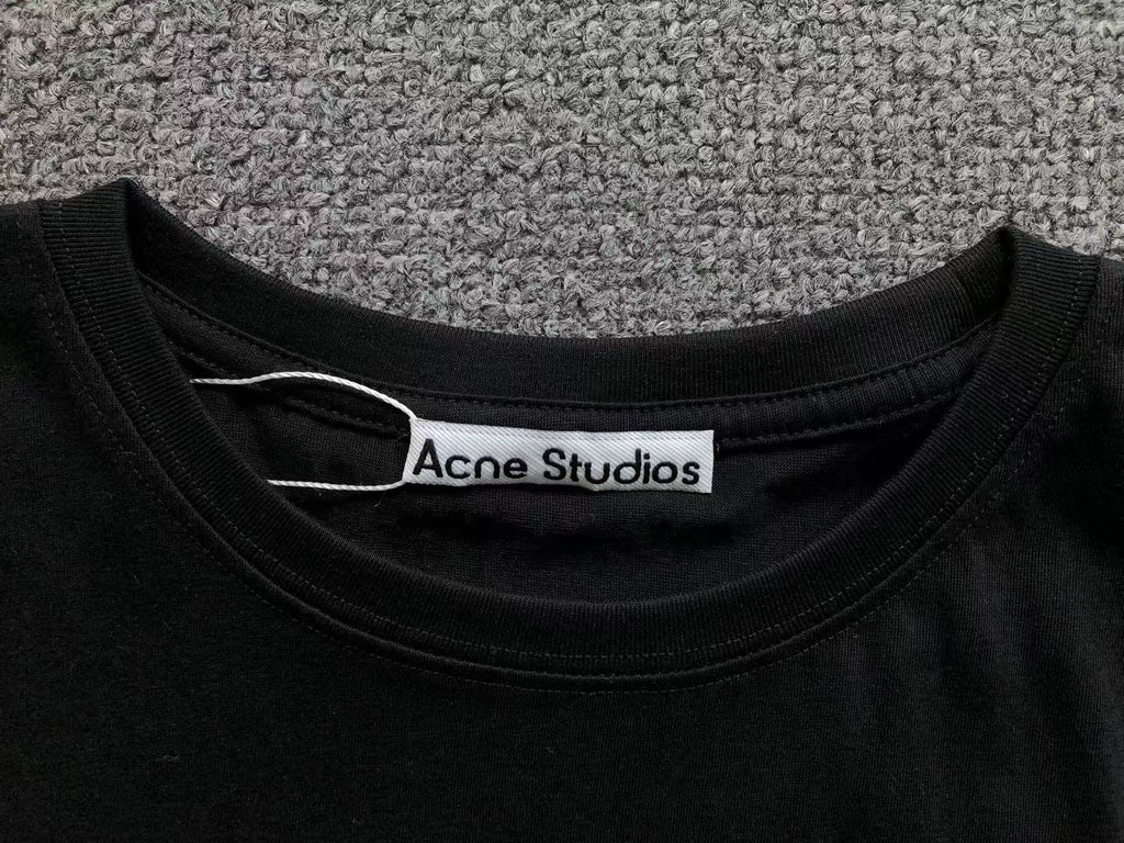 AcneStdios Tshirt Female