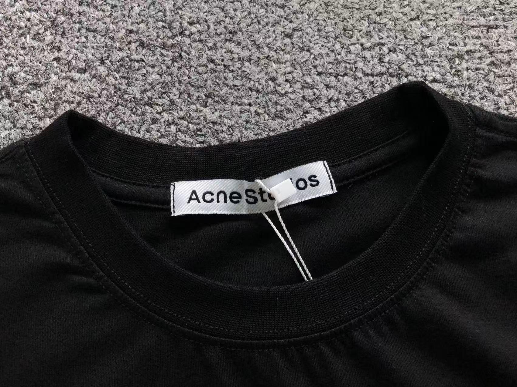 AcneStdios Tshirt