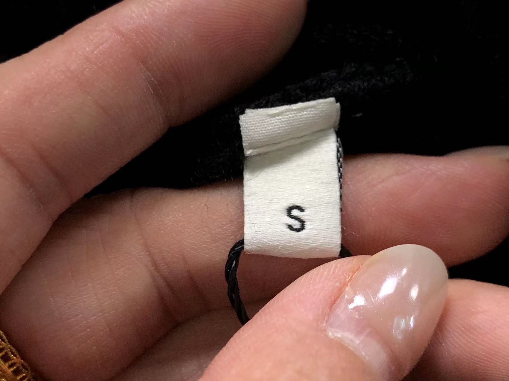 Am1 Sweater