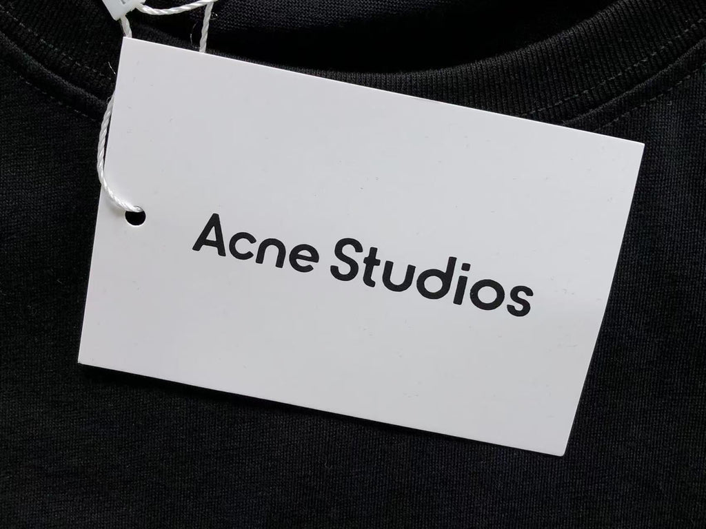 AcneStdios Tshirt Female