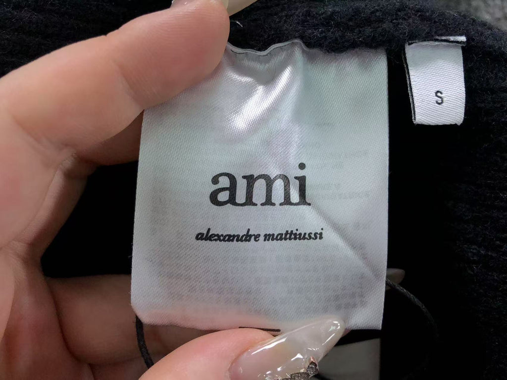 Am1 Sweater